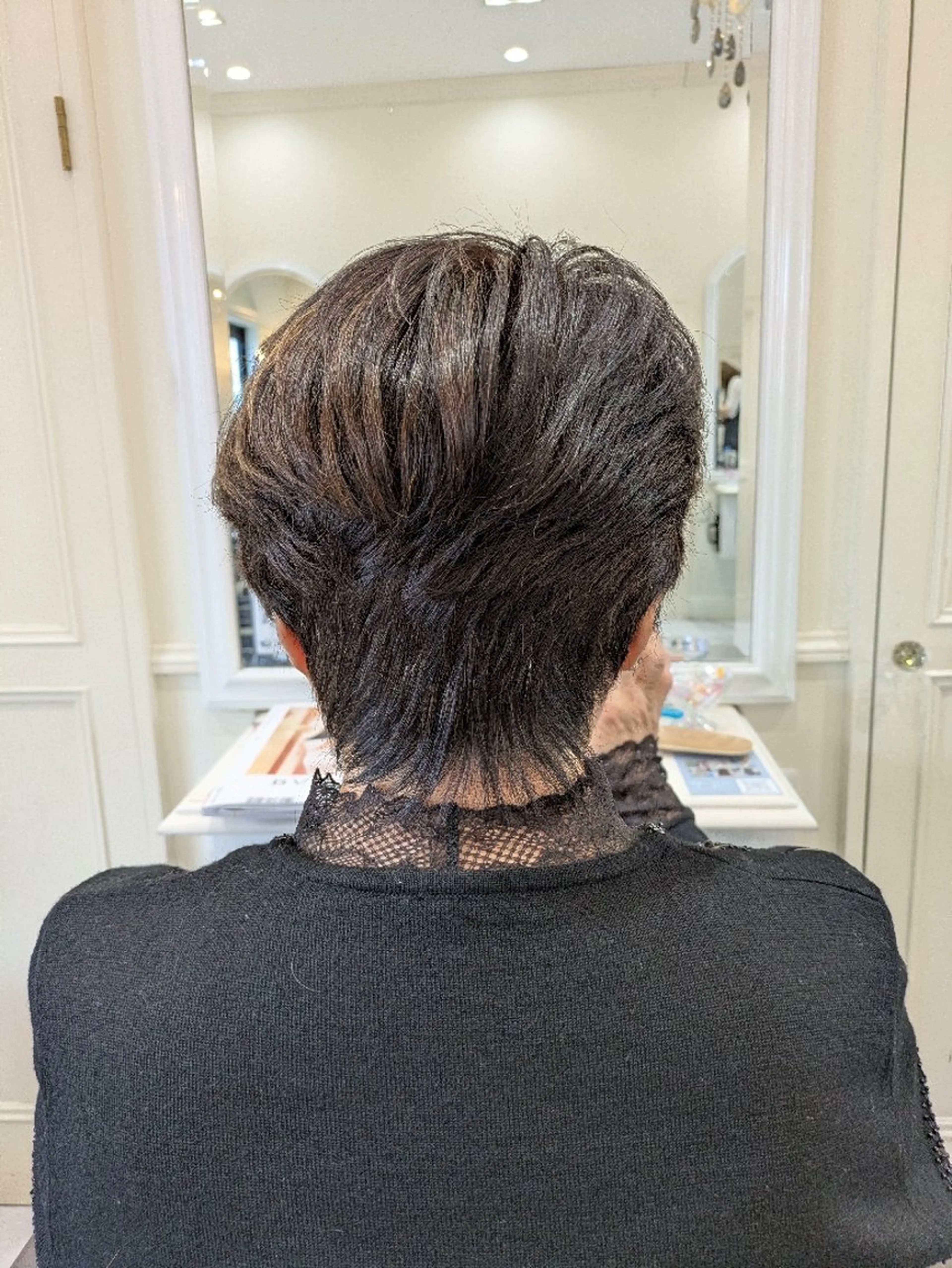 ショート Salon de with根本博史のヘアスタイル