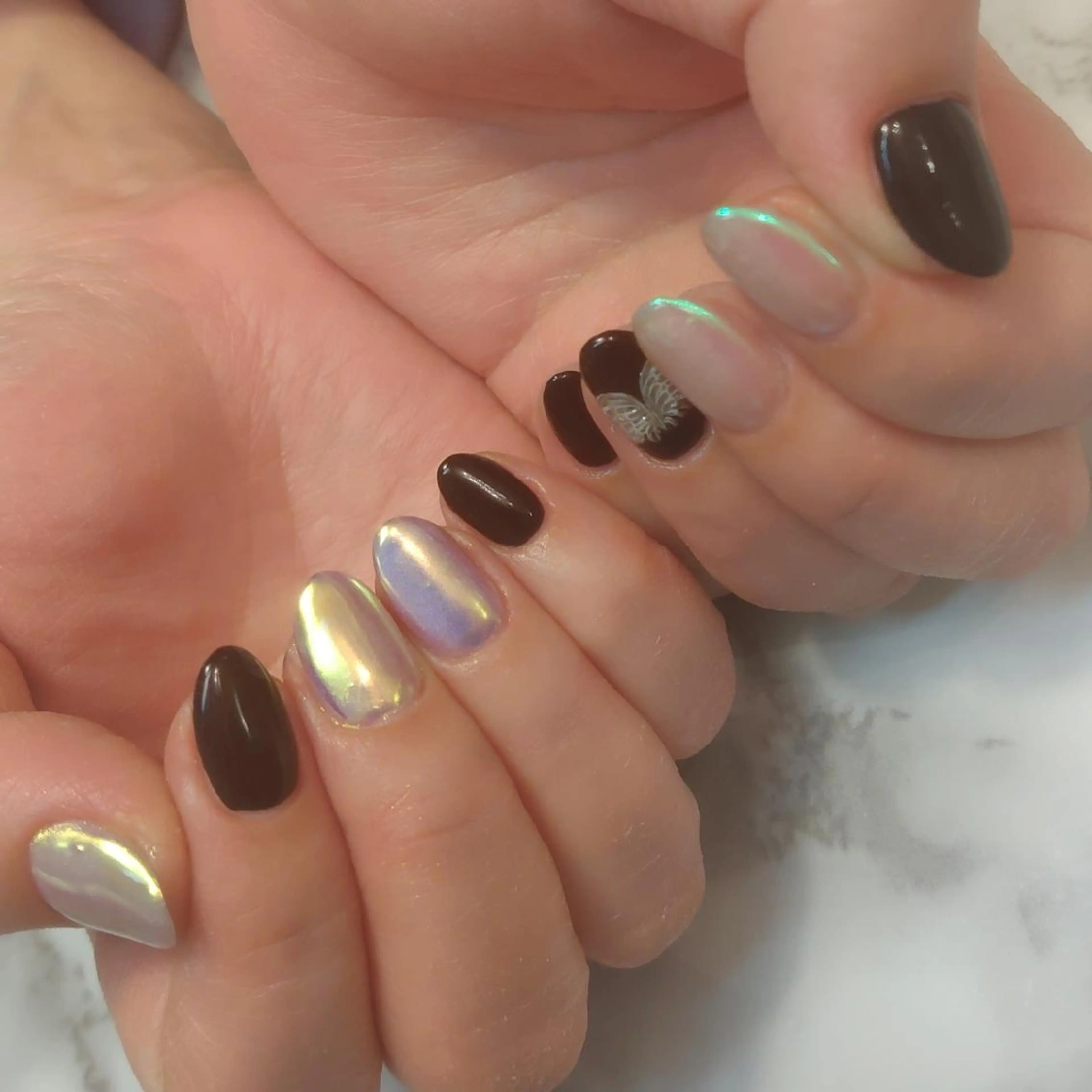 ネイル オーロラネイル ジェヌインネイル 河内のネイルデザイン