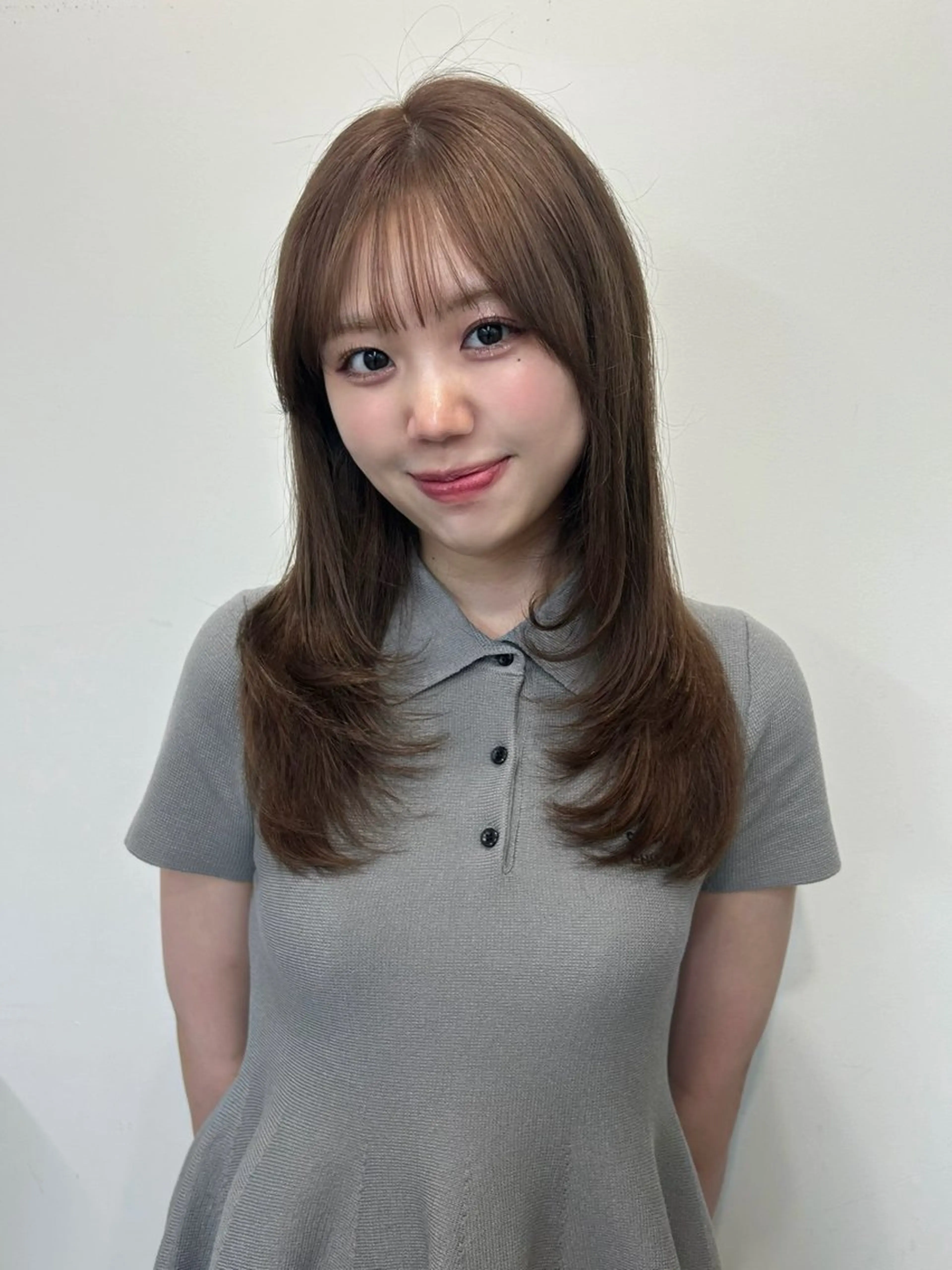 セミロング 韓国風ヘア レイヤーカット ワンホンヘア ヘアカラー トリートメント 韓国ヘア/レイヤー Lily Wongのヘアスタイル