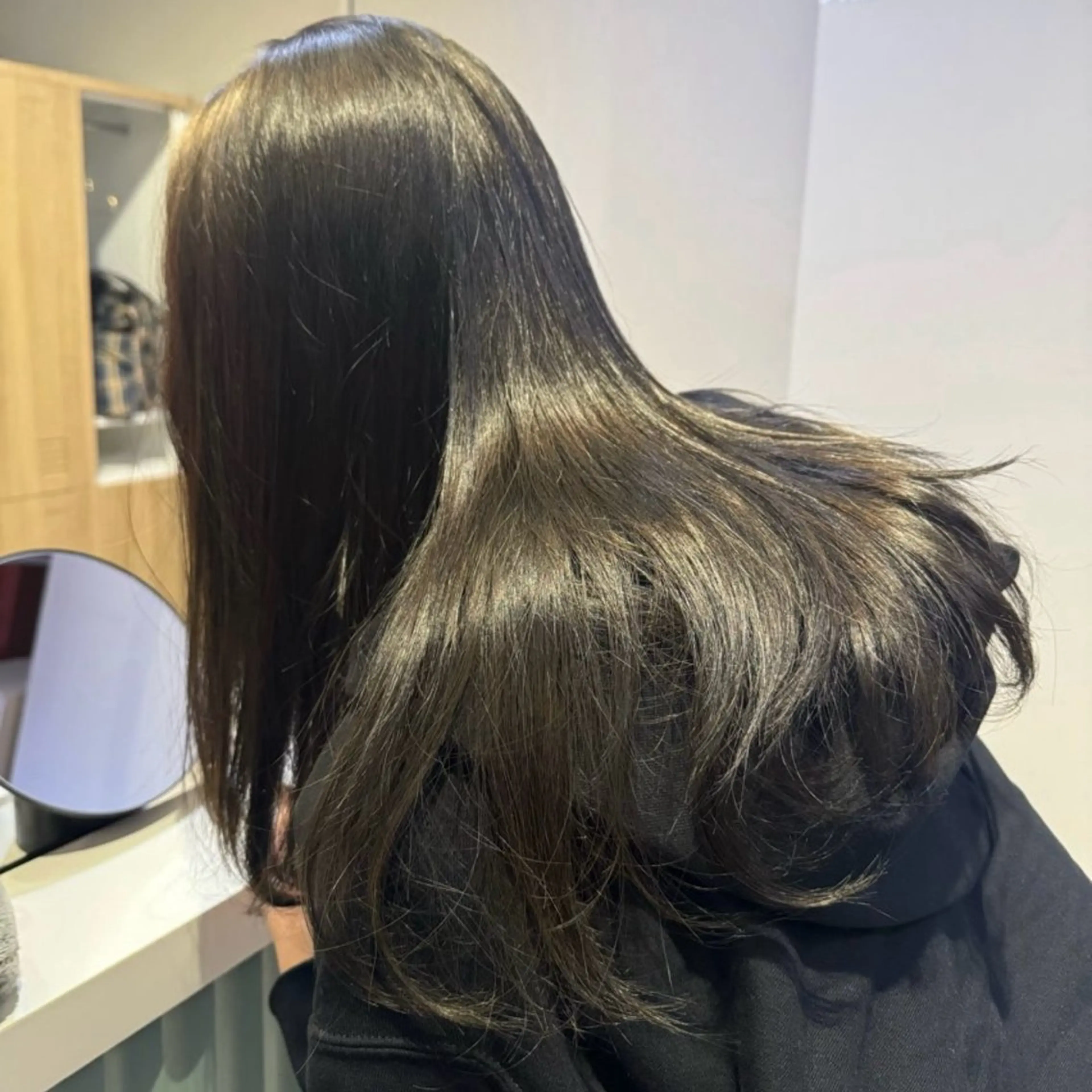 カラー オリーブ🎶アッシュ グレージュちひろ🧸のヘアスタイル