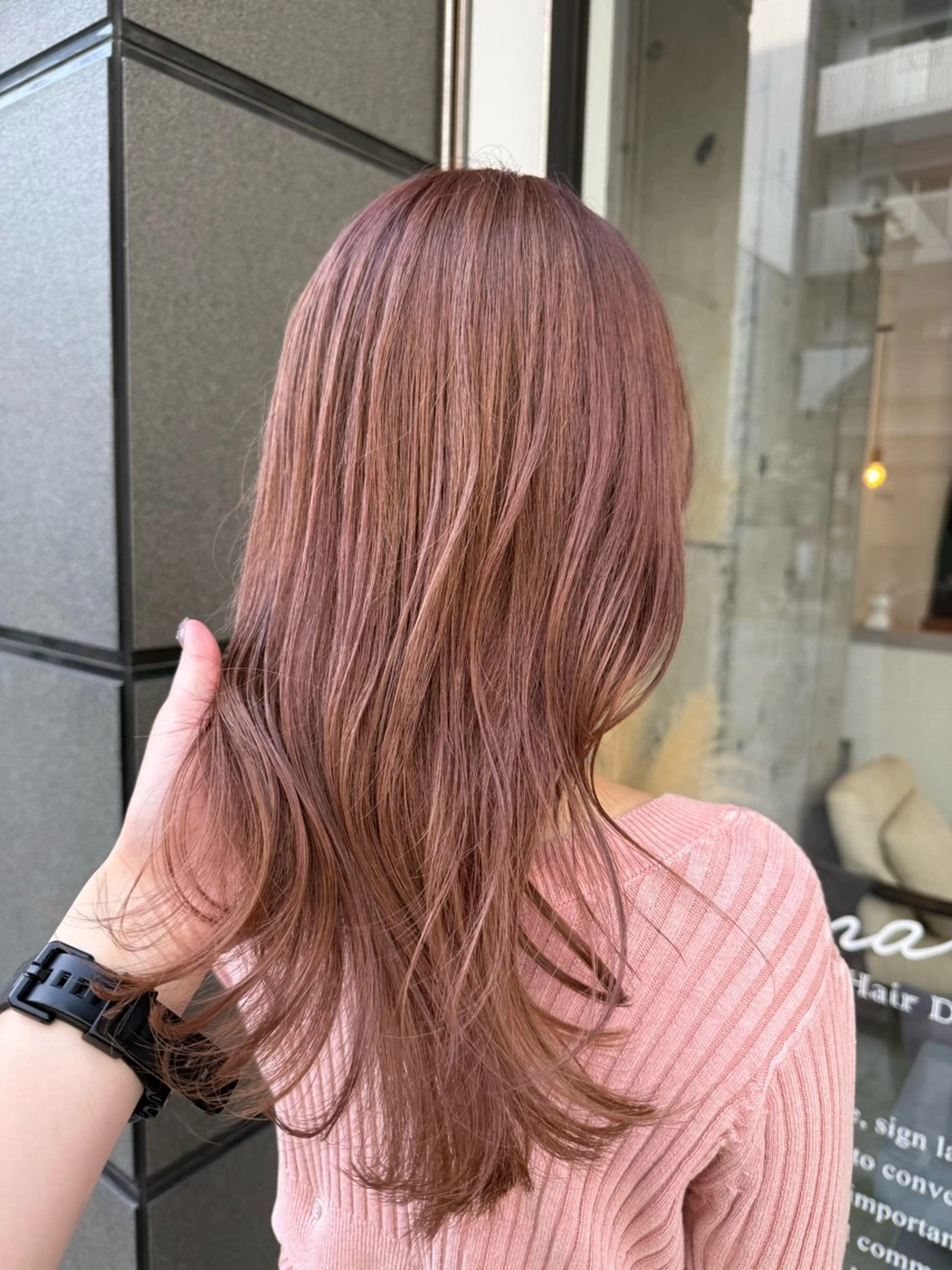 セミロング カラー 耳つぼ/クロスパーマ /イシグロのヘアスタイル