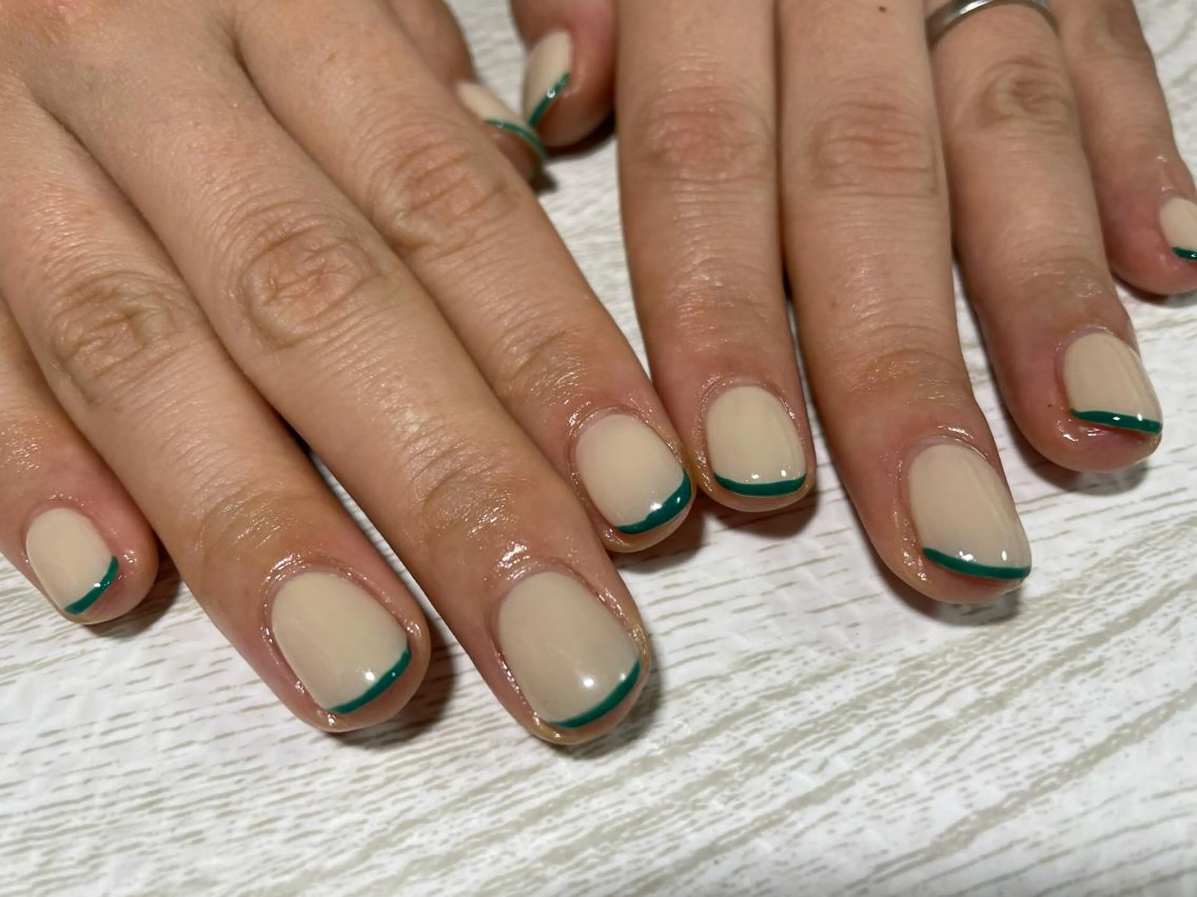 ネイル ハンドネイル Ulu Nail 🌱MOMOKAのネイルデザイン