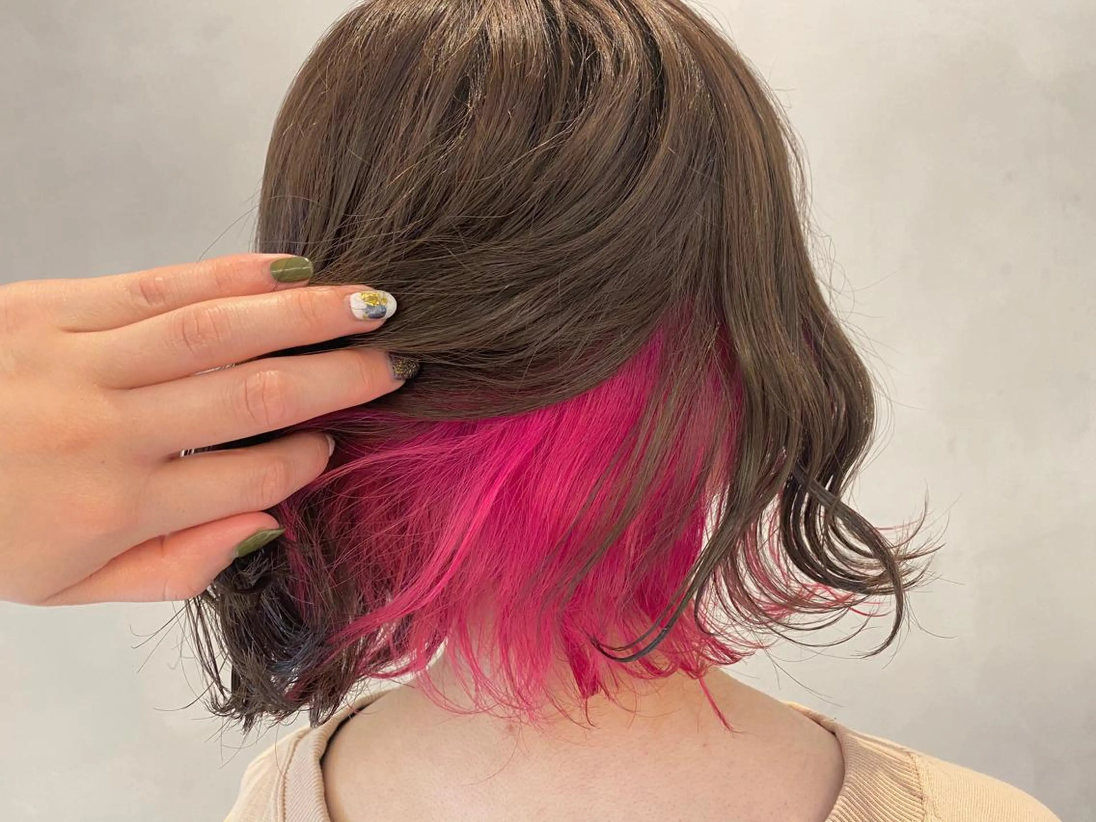 ミディアム カラー パーマ ヘアアレンジ 渡邊 桃香のヘアスタイル