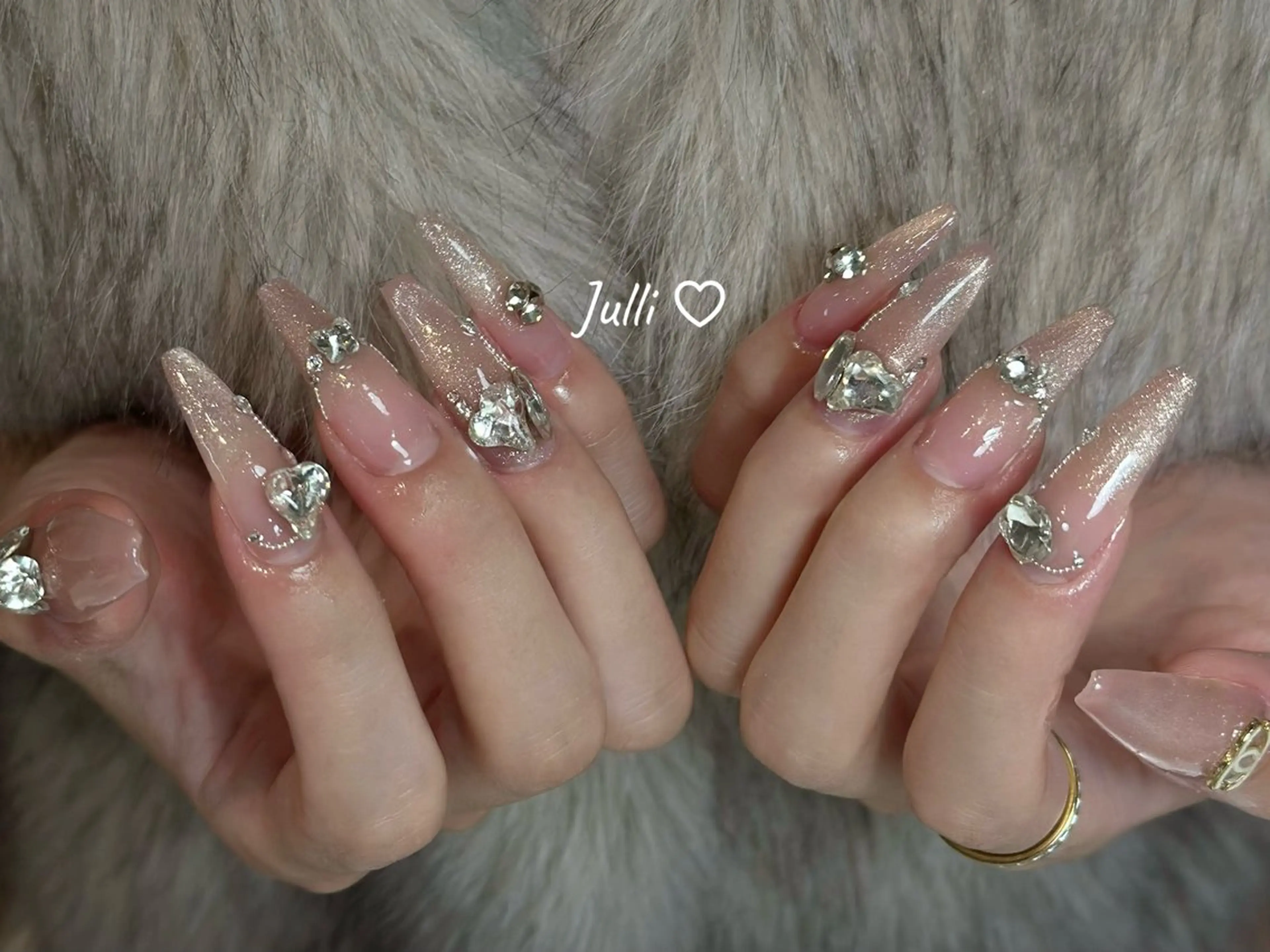 ネイル ボルドー ブラウン チークネイル ドット フットネイル Julli ジュリのネイルデザイン