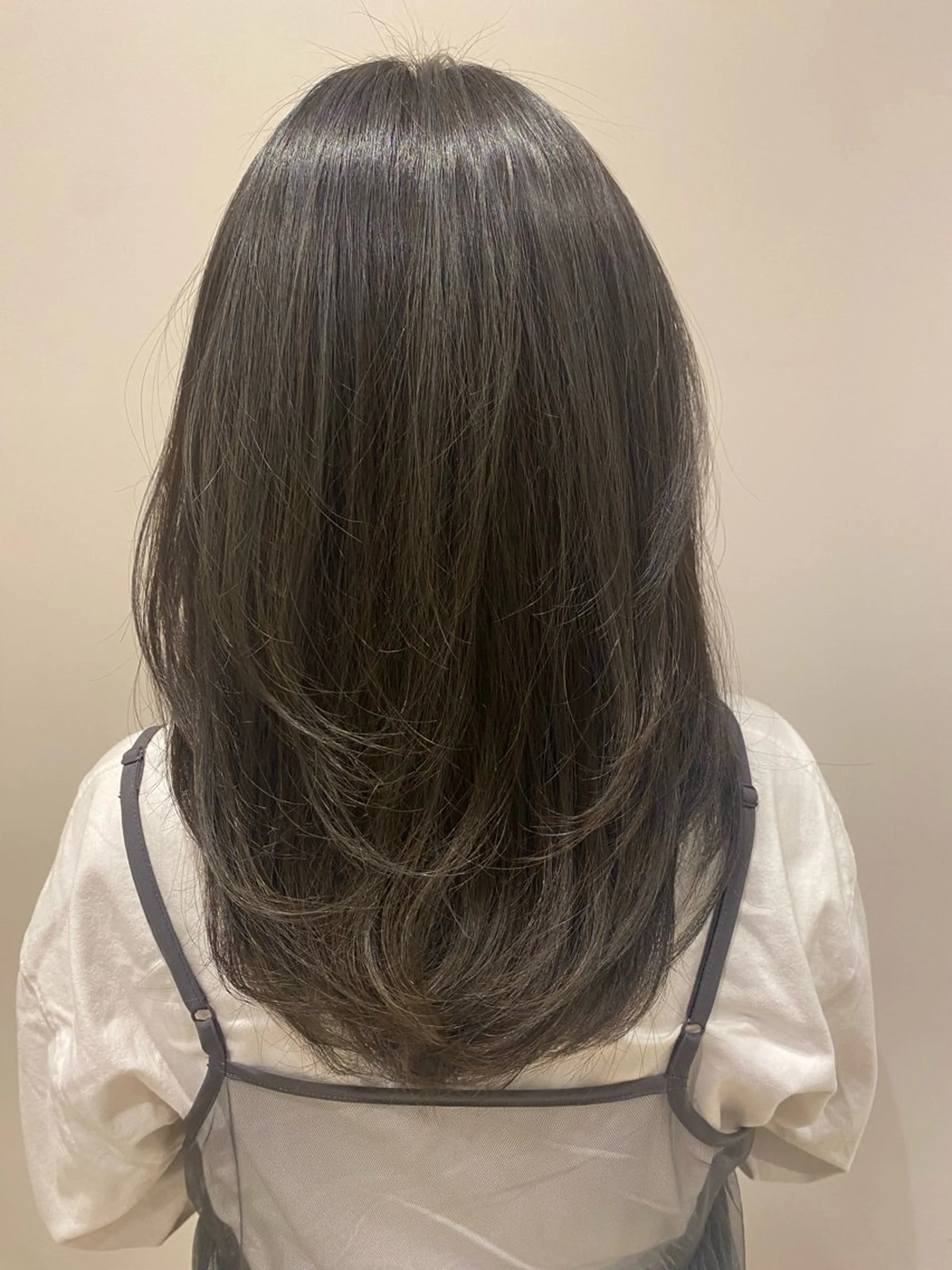 セミロング カラー 🌹艶髪カラー🌹 津田晴加【西荻窪】のヘアスタイル