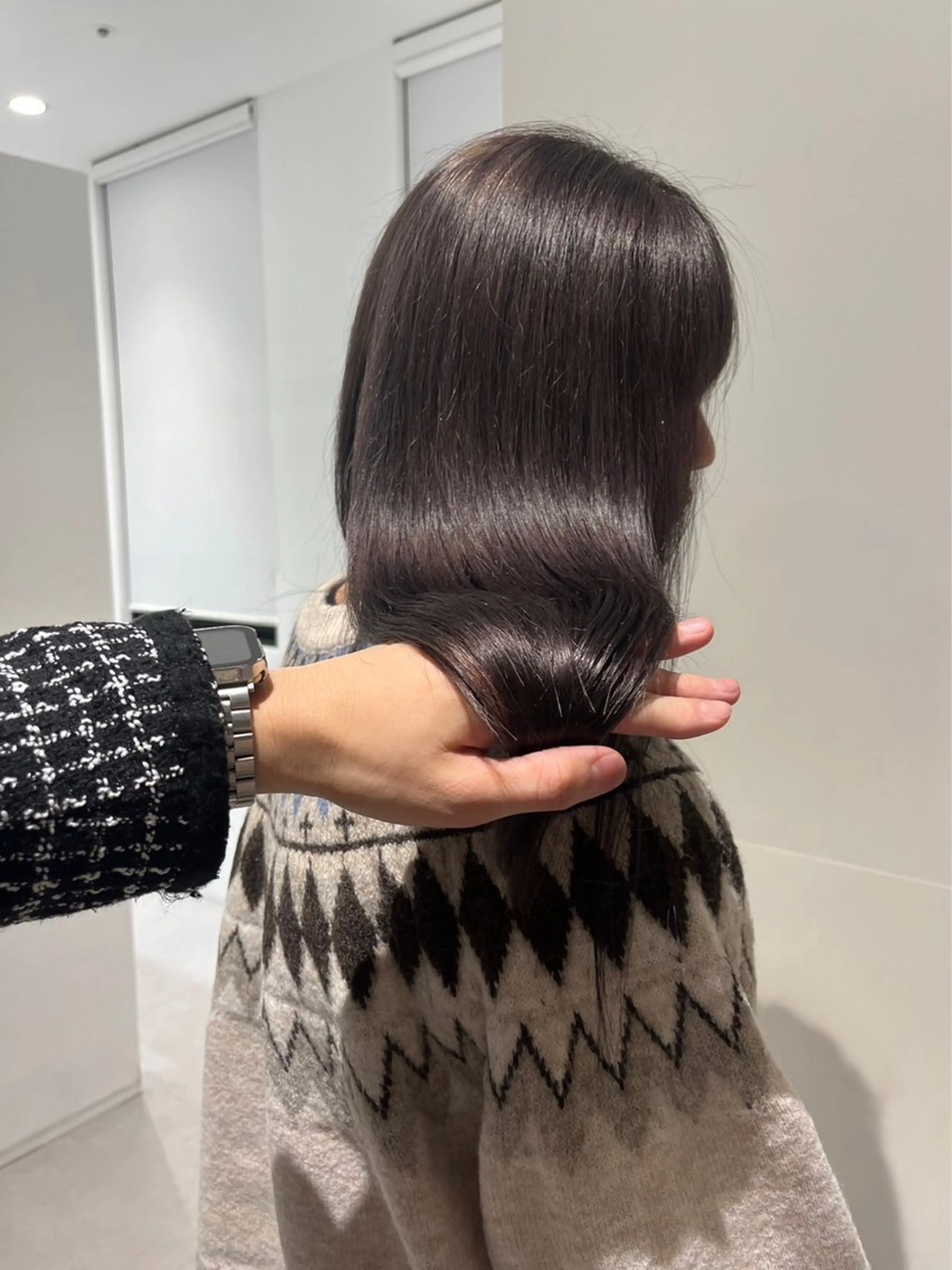 ロング カラー グレージュ Ma Cherie by Lond所属・としき/韓国/透明 感カラー/レイヤーのヘアスタイル