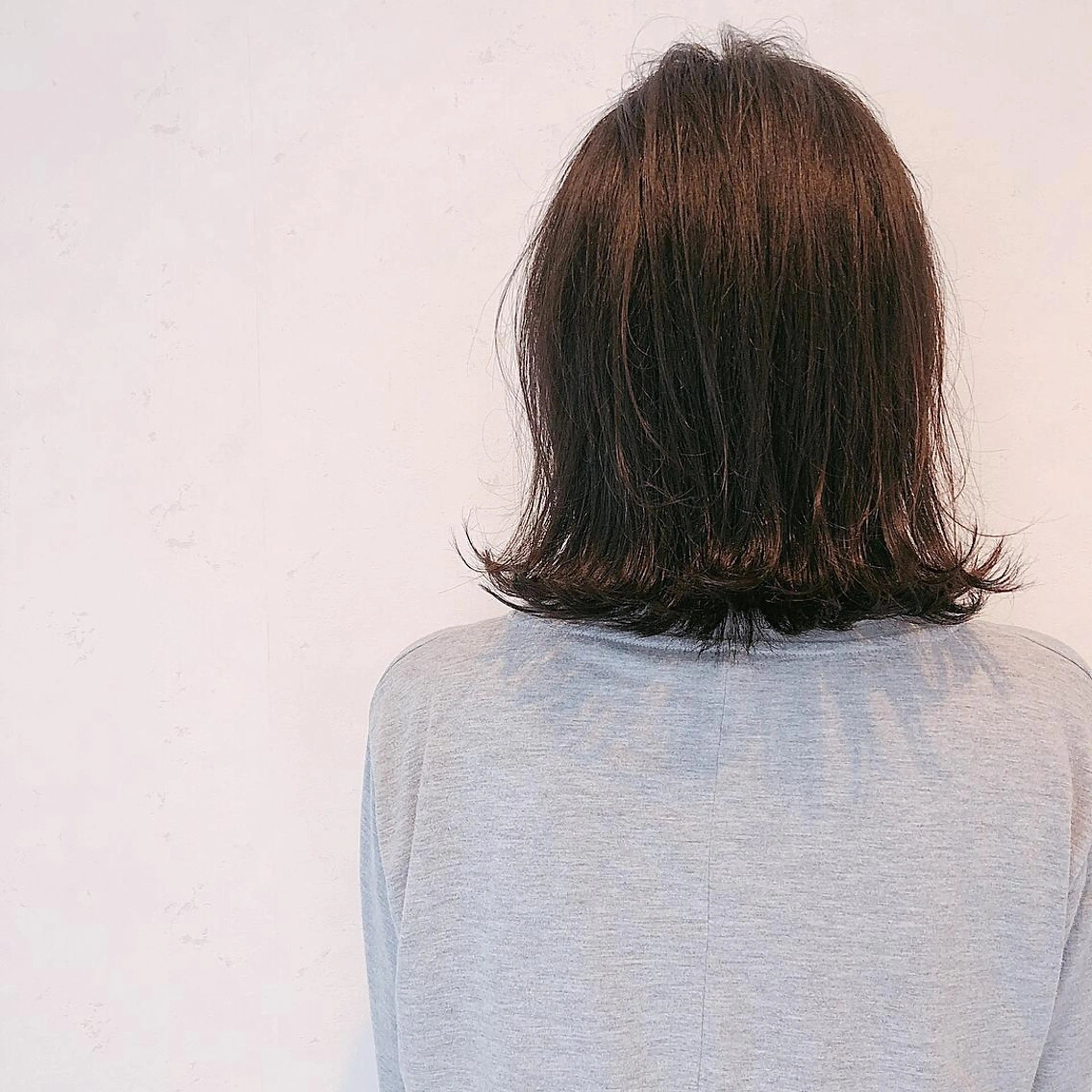 ミディアム 伊藤 さやかのヘアスタイル