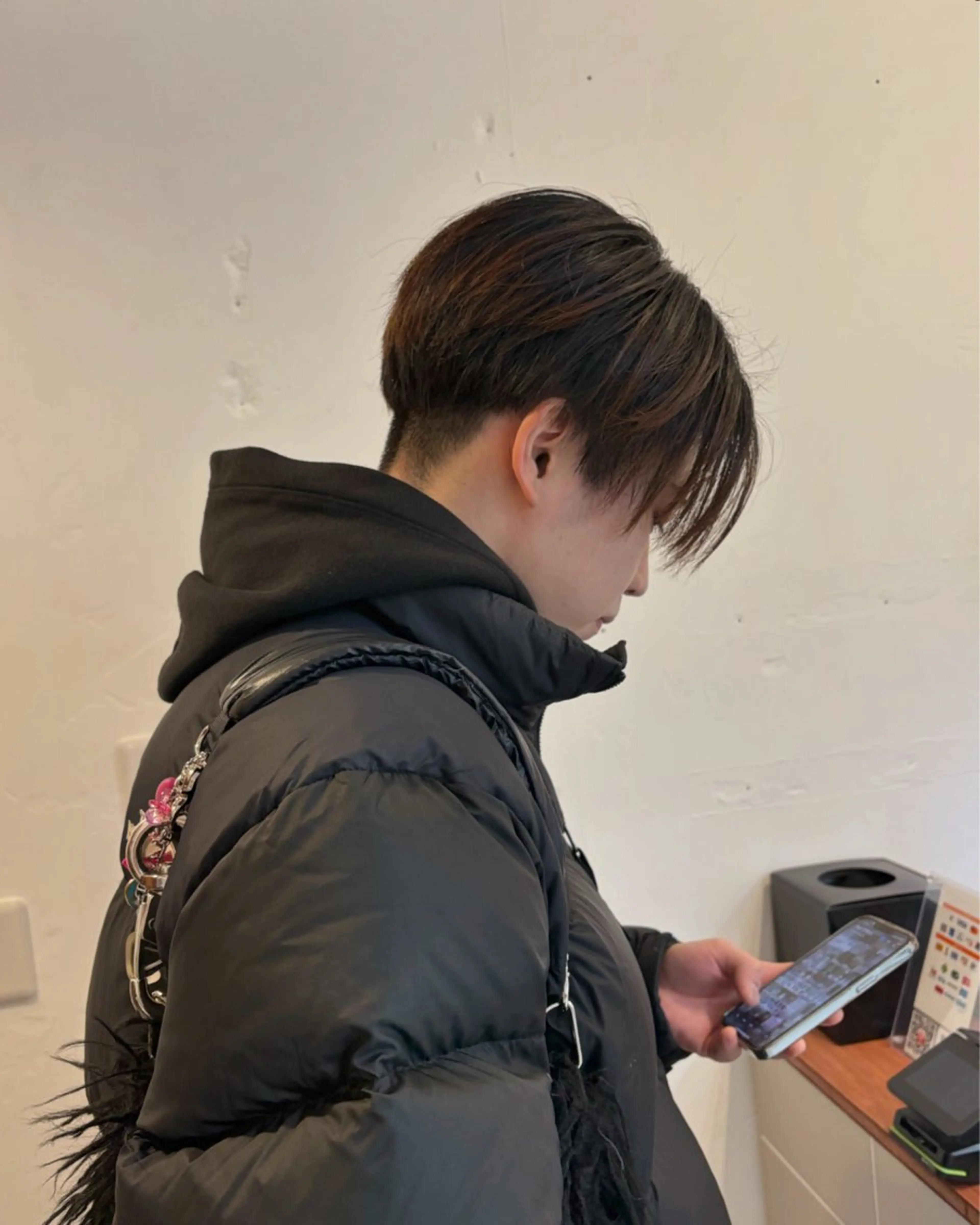 メンズ センターパート カット ANNA305 /髪質改善カラー🌈のヘアスタイル