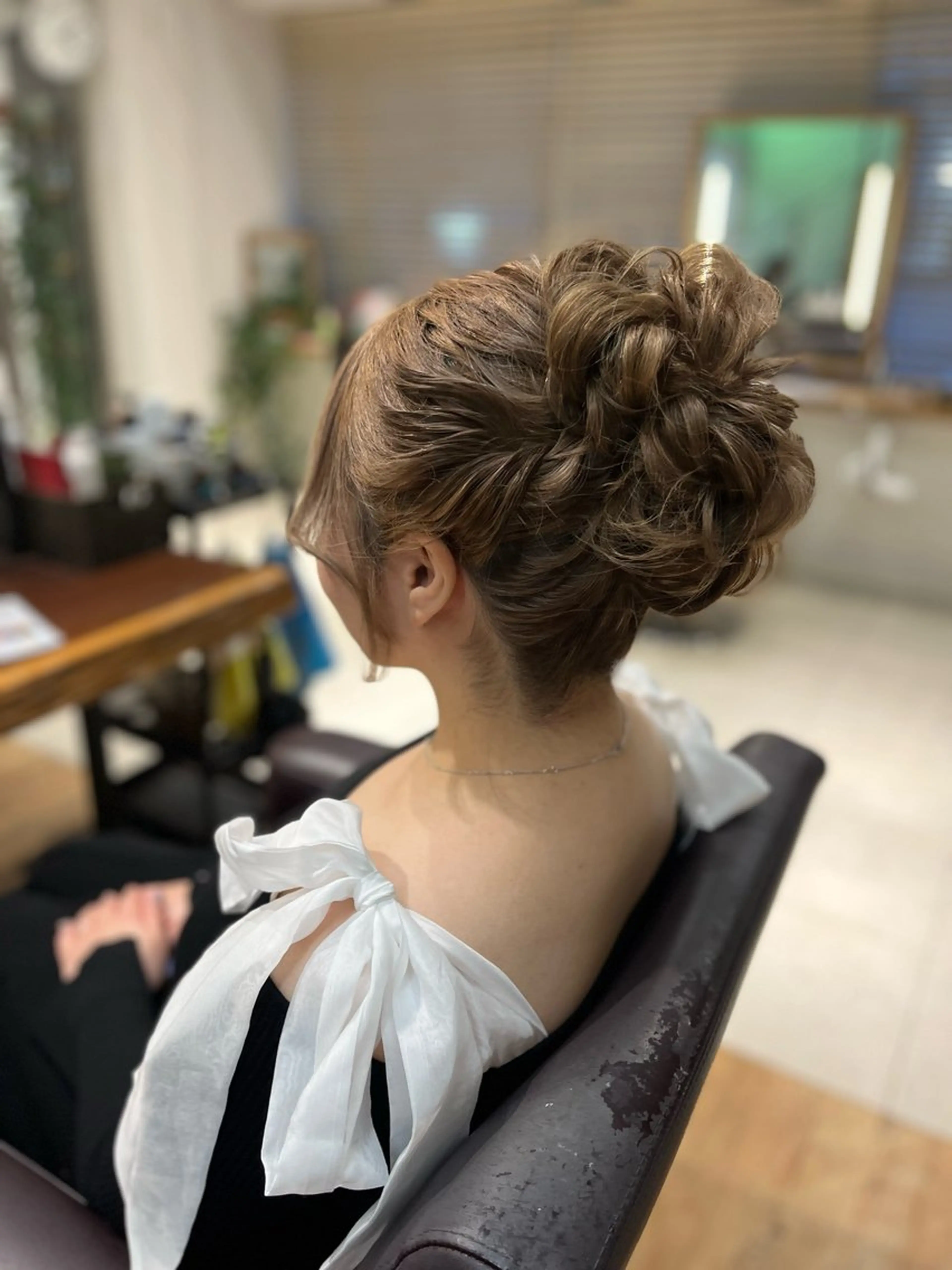 ヘアアレンジ カット ヘアセット 顔まわり‎🤍小顔 カット🤍みさきのヘアスタイル