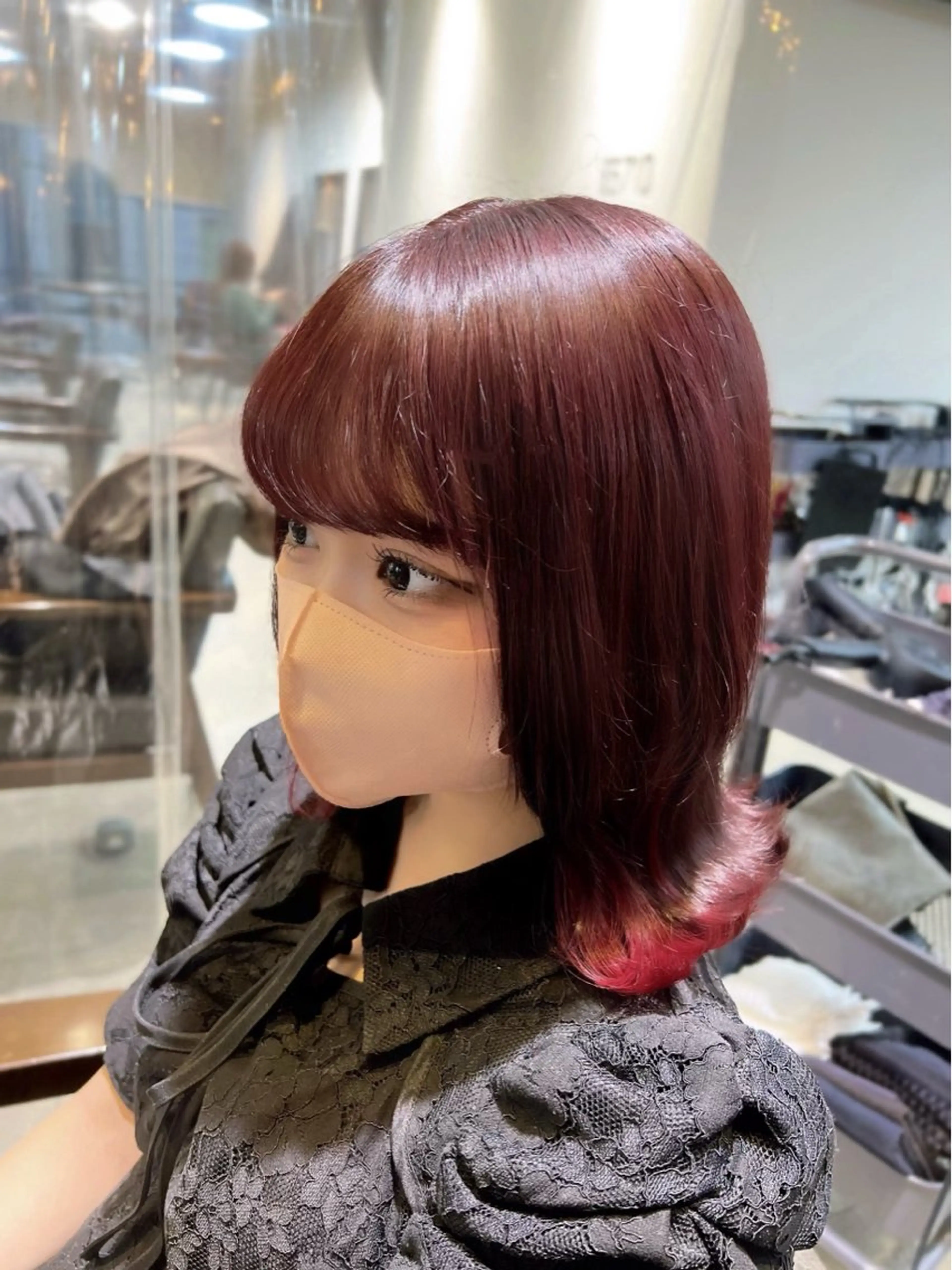 ミディアム カラー ヘアアレンジ カット ヘアカラー トリートメント 🎀ハイトーン・艶 カラー HANA🎀のヘアスタイル