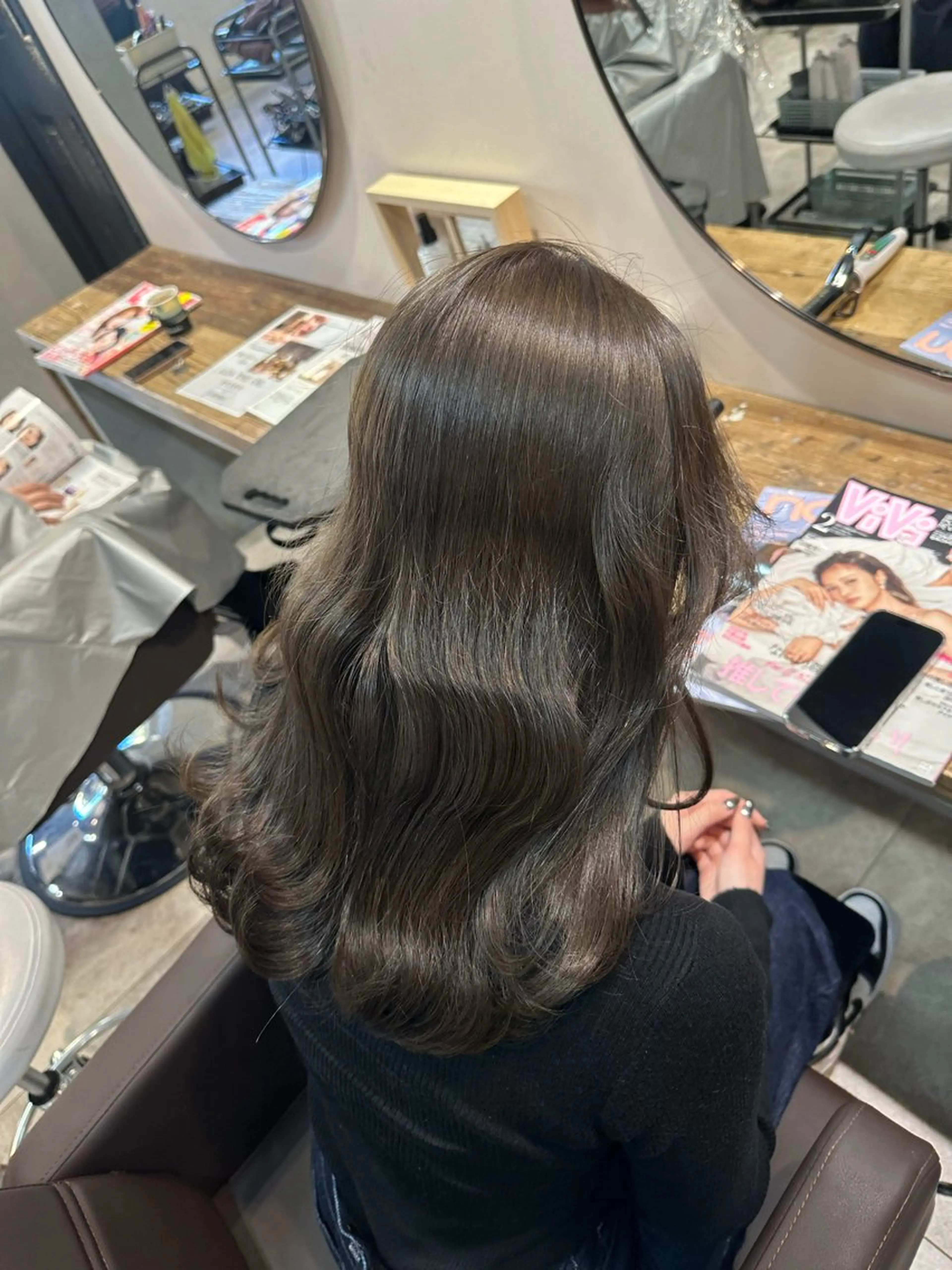 ミディアム カラー グレージュ オリーブグレージュ オリーブグレー カット ヘアカラー トリートメント yu-kiハイトーン /ブリーチ無しカラーのヘアスタイル