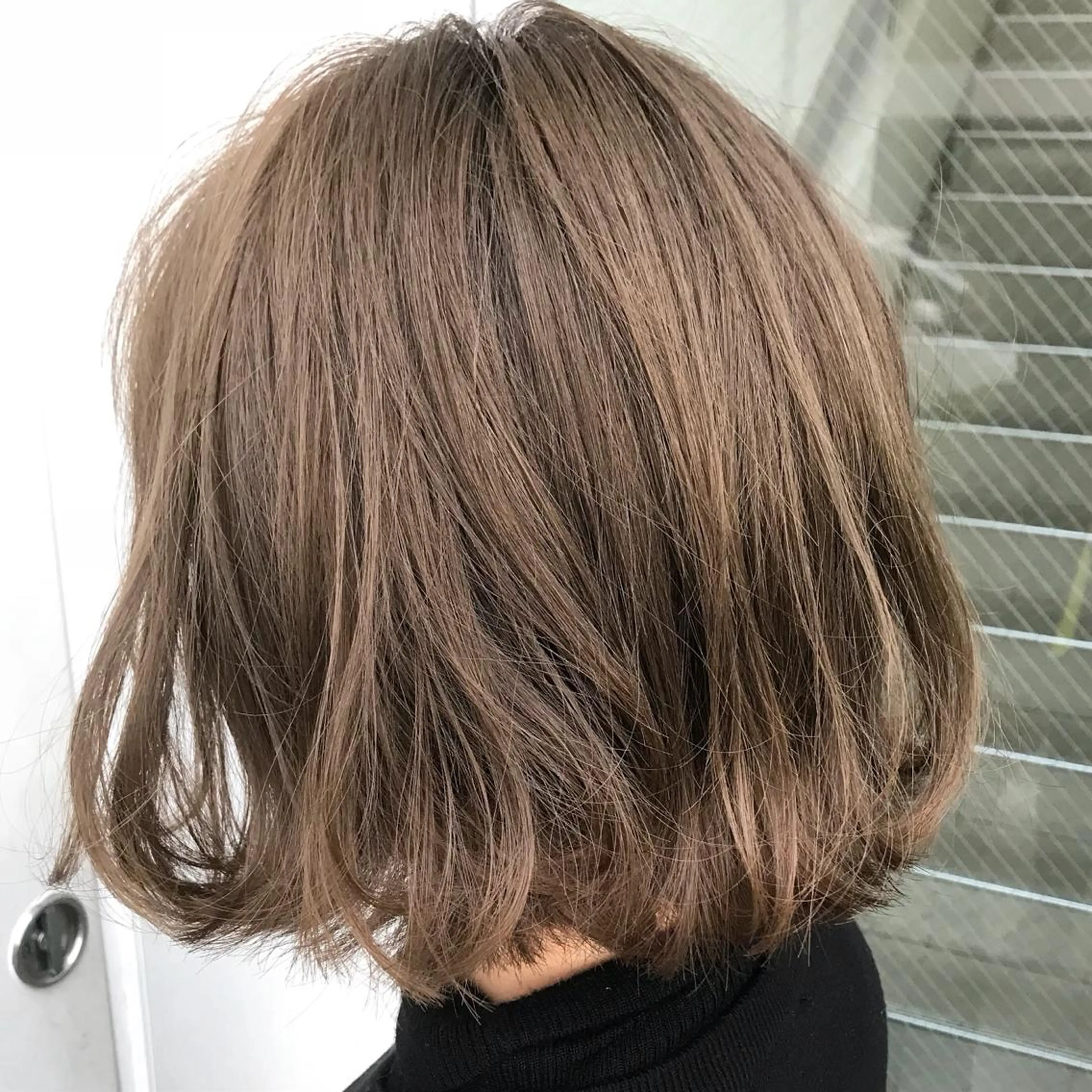 ショート カラー ベージュカラー ブリーチ イルミナカラー ヘアカラー トリートメント 武田 久司のヘアスタイル