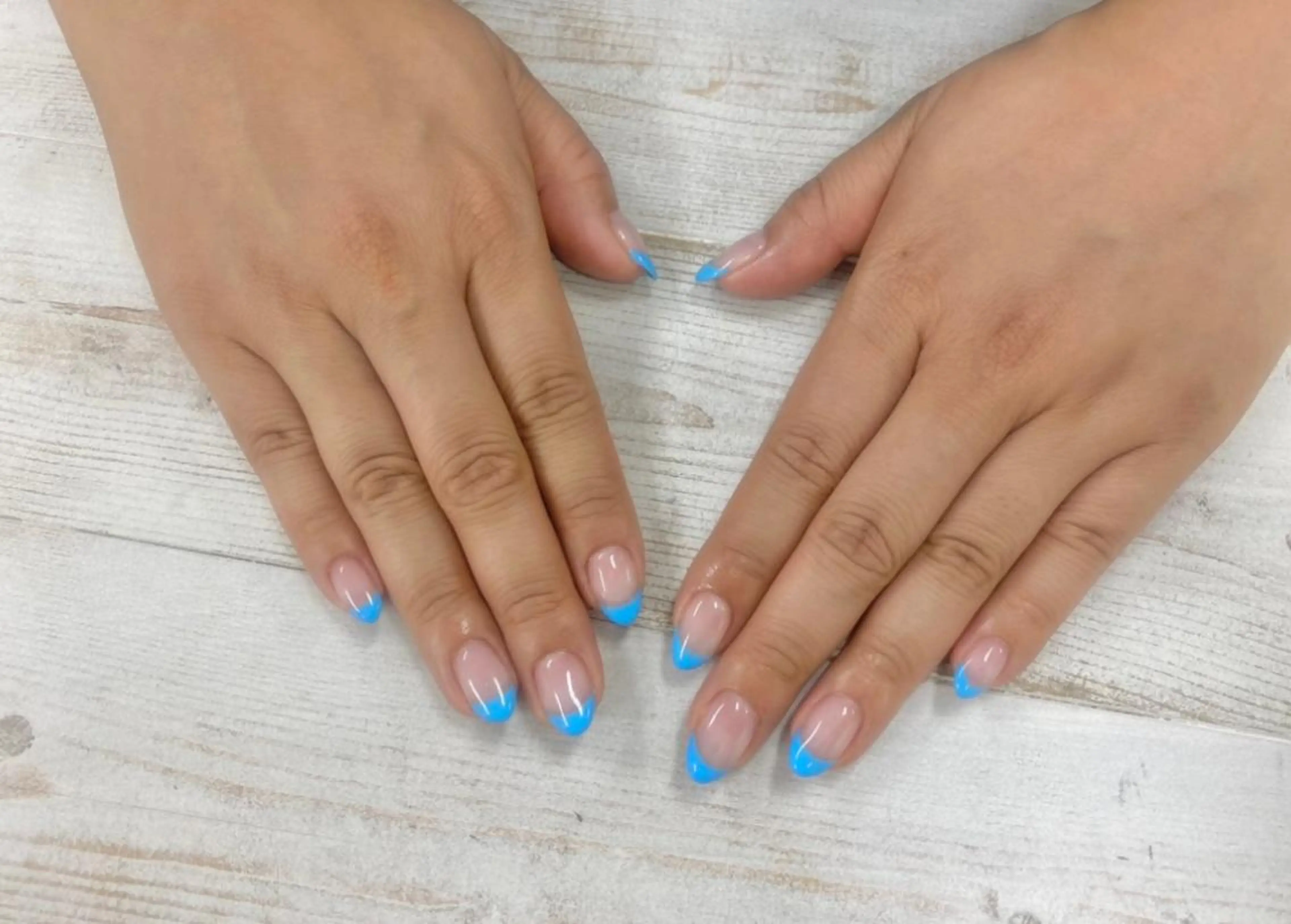 ネイル ネイルサロンリベラ 金山店　水野のネイルデザイン