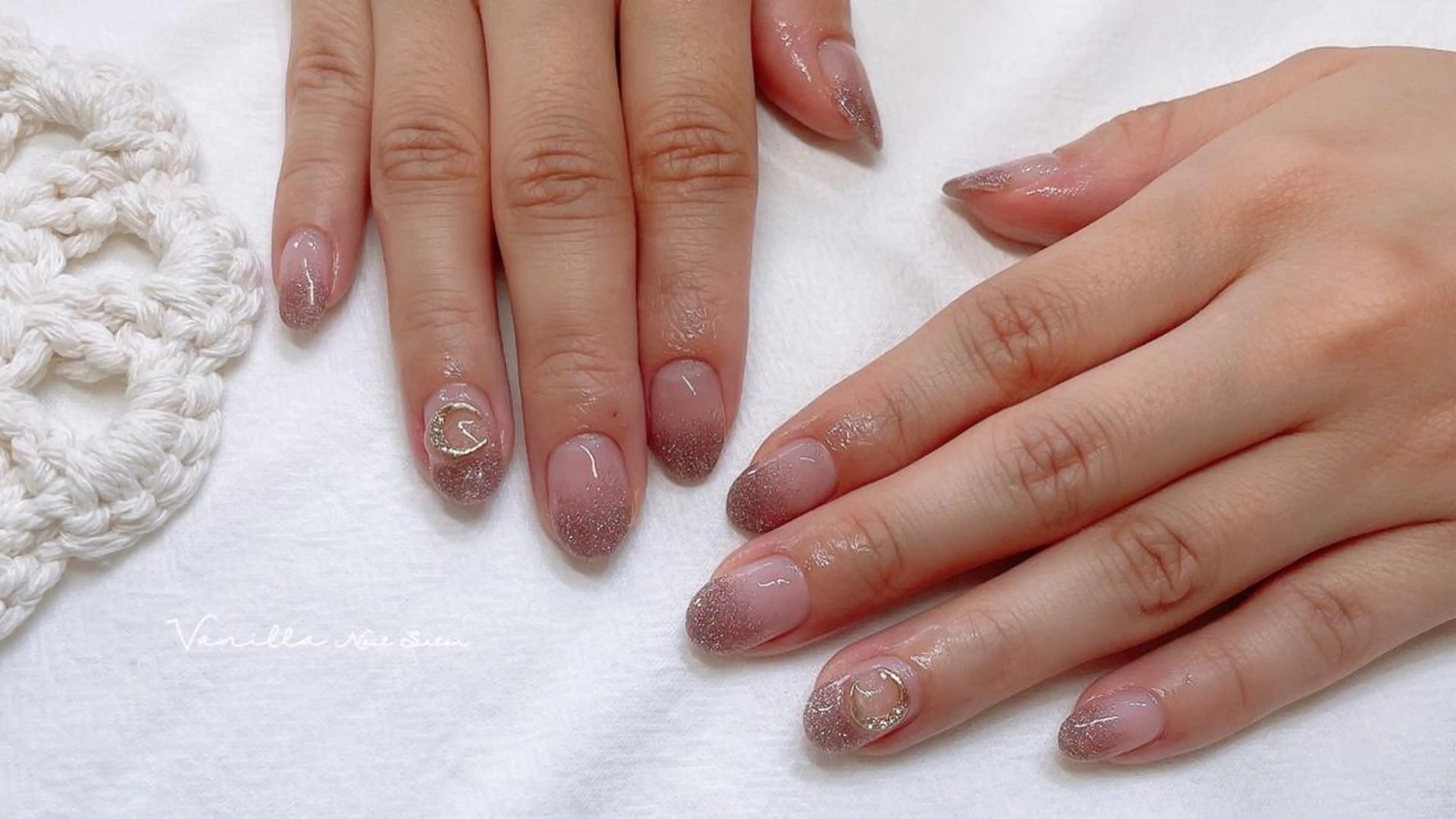 ネイル ストーンネイル ハンドネイル Vanilla nail salonのネイルデザイン