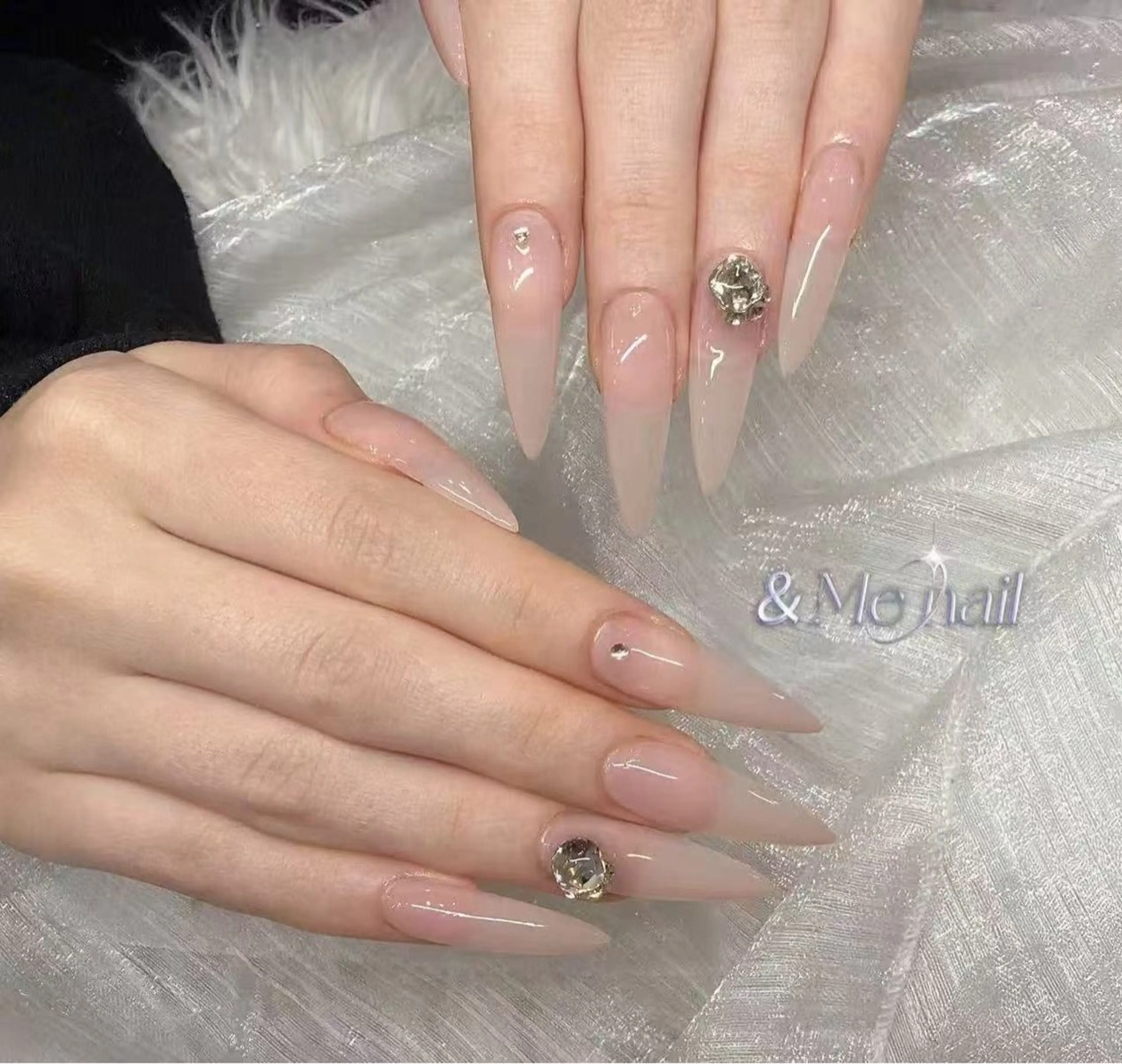 ネイル ハンドネイル &ME makiのネイルデザイン