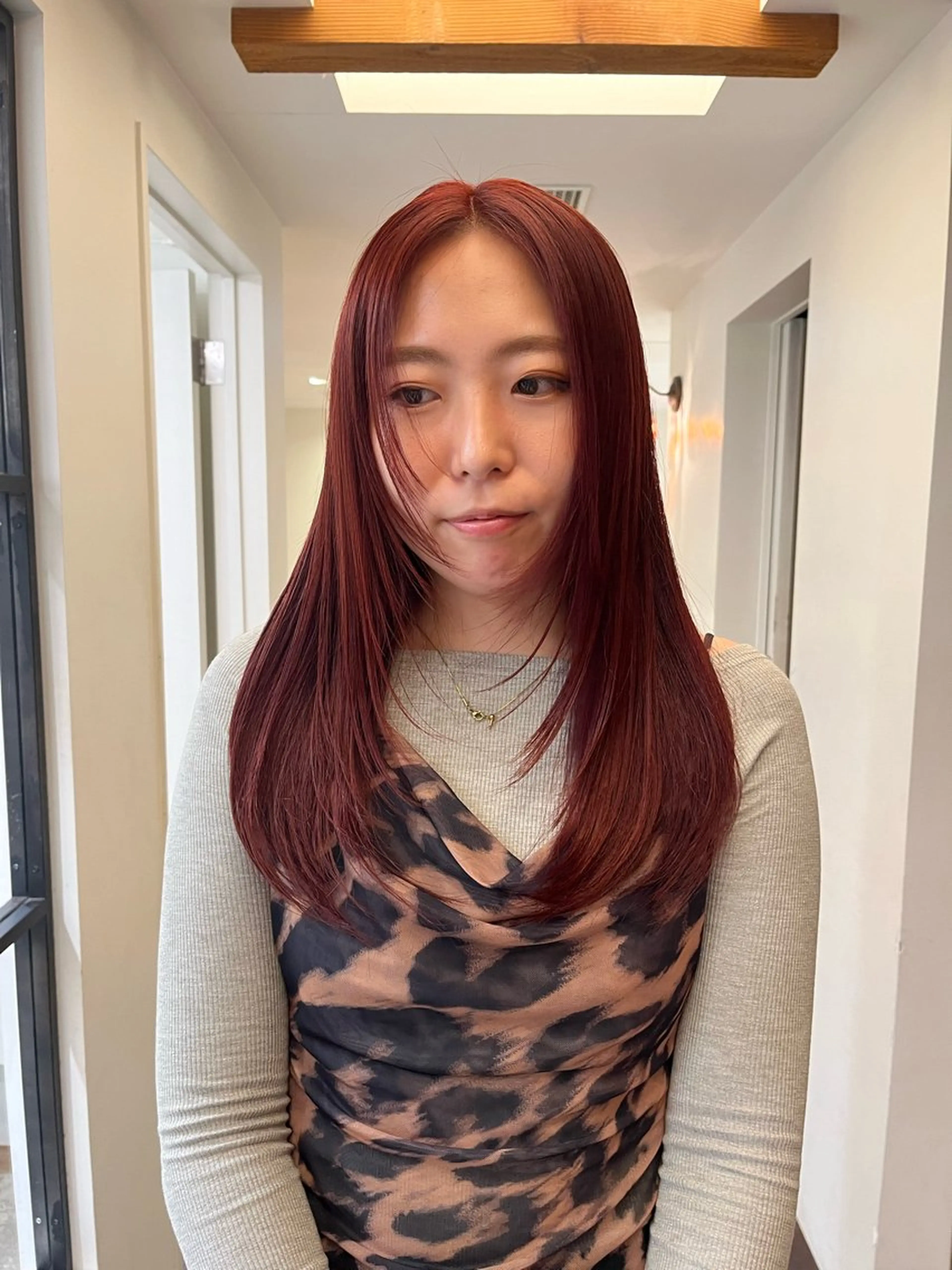 ロング カラー レッドカラー ヘアカラー るな/暖色、 ベージュカラー🎀のヘアスタイル