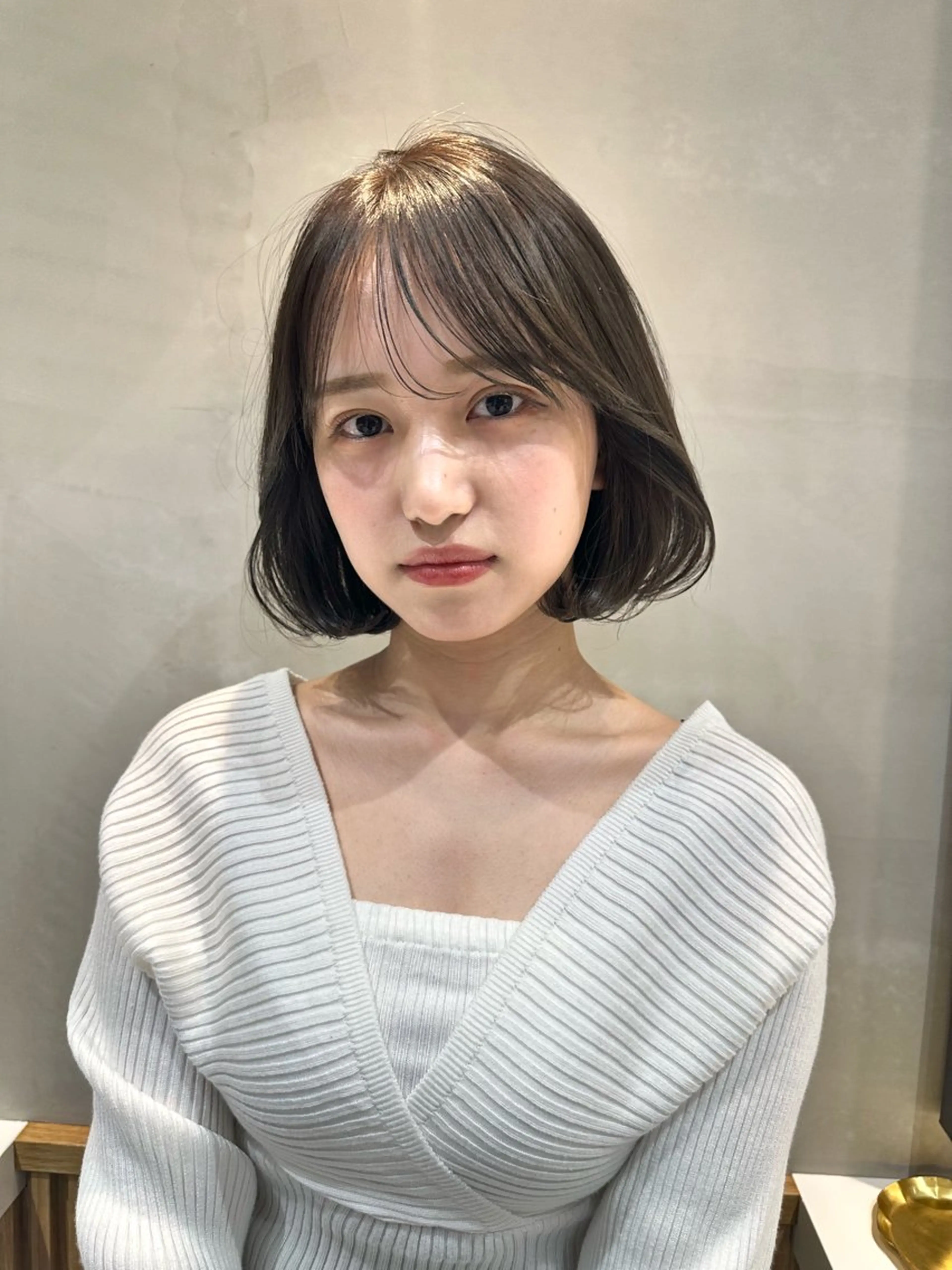 ショート カラー かえ🩶韓国ボブ🎀 透明感カラー🥣のヘアスタイル
