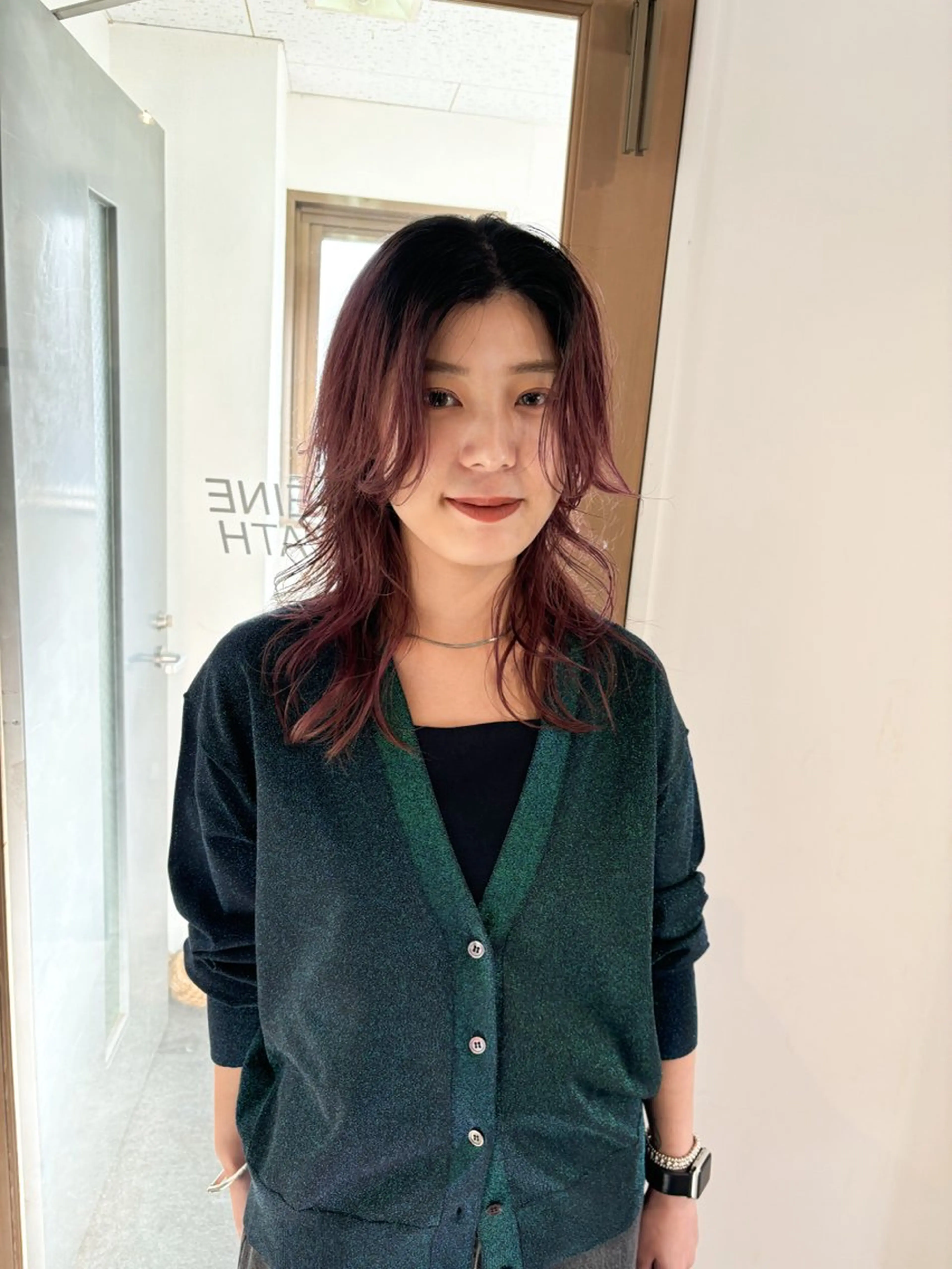 セミロング カラー レイヤーカット カット ヘアカラー トリートメント Takuma Suzuki中目黒のヘアスタイル