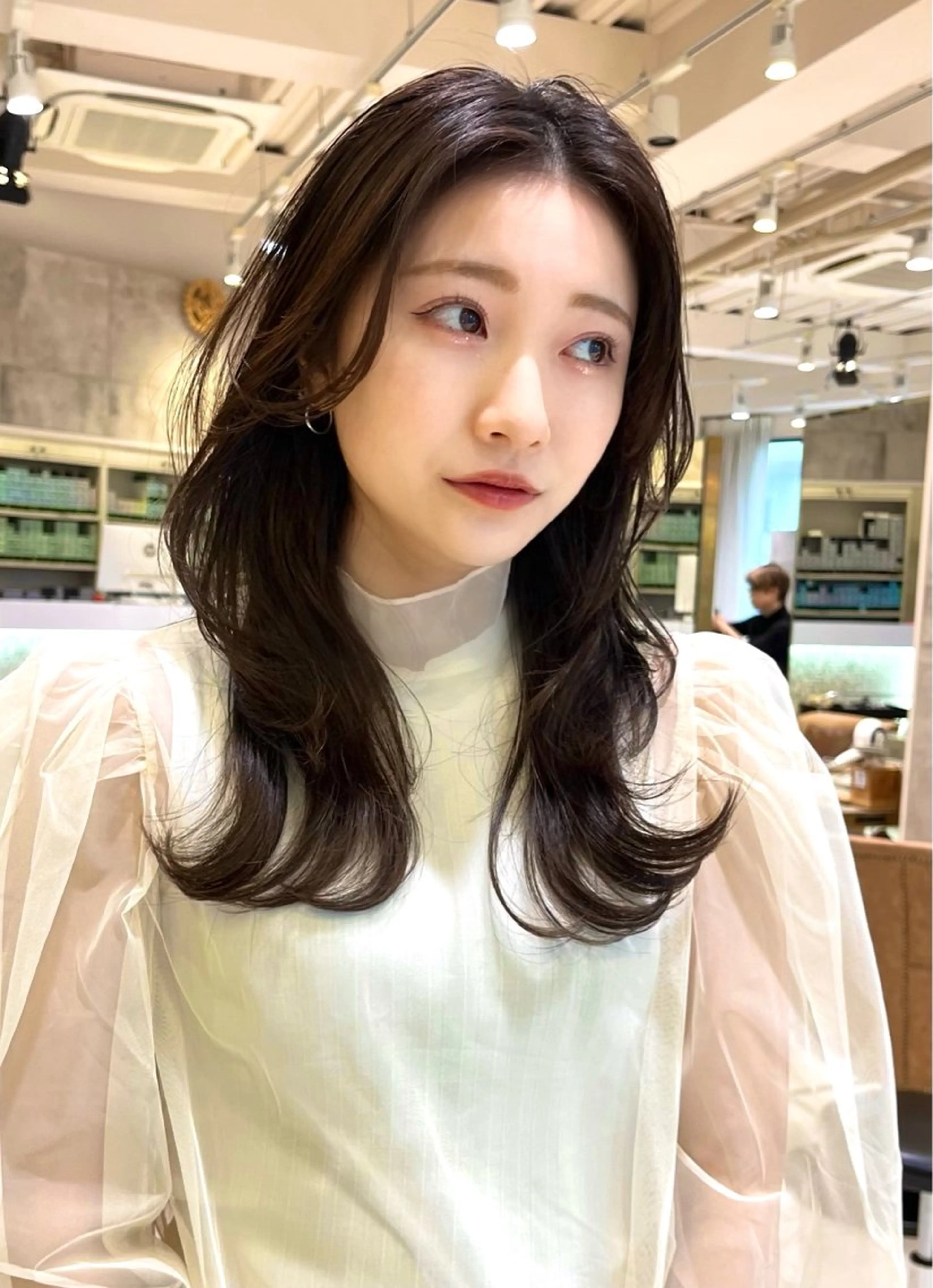 ロング カラー 雨宮 美月のヘアスタイル