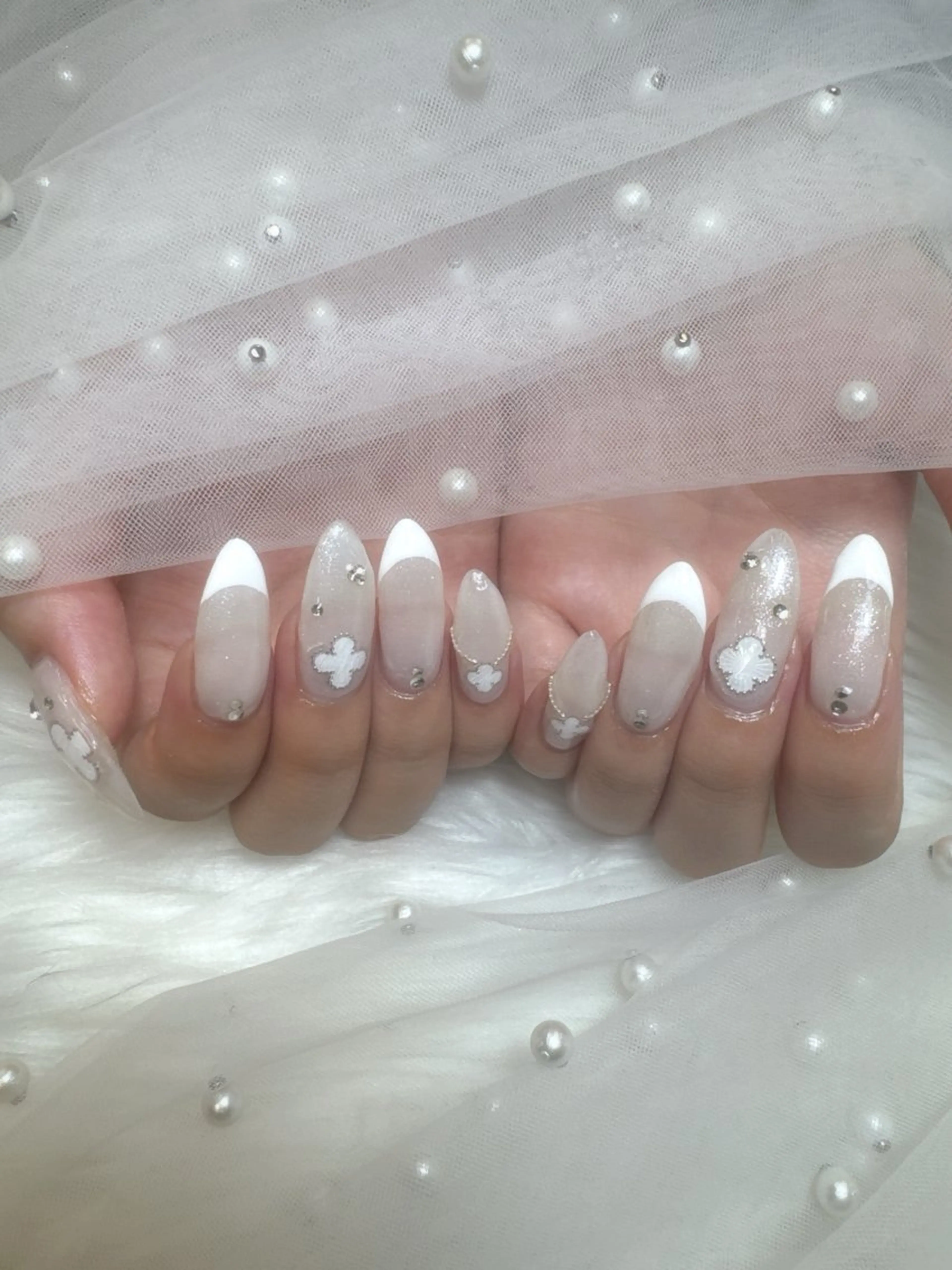 ネイル キラキラネイル 韓国ネイル 持ち込み ワンホンネイル ハンドネイル Queeens nailのネイルデザイン