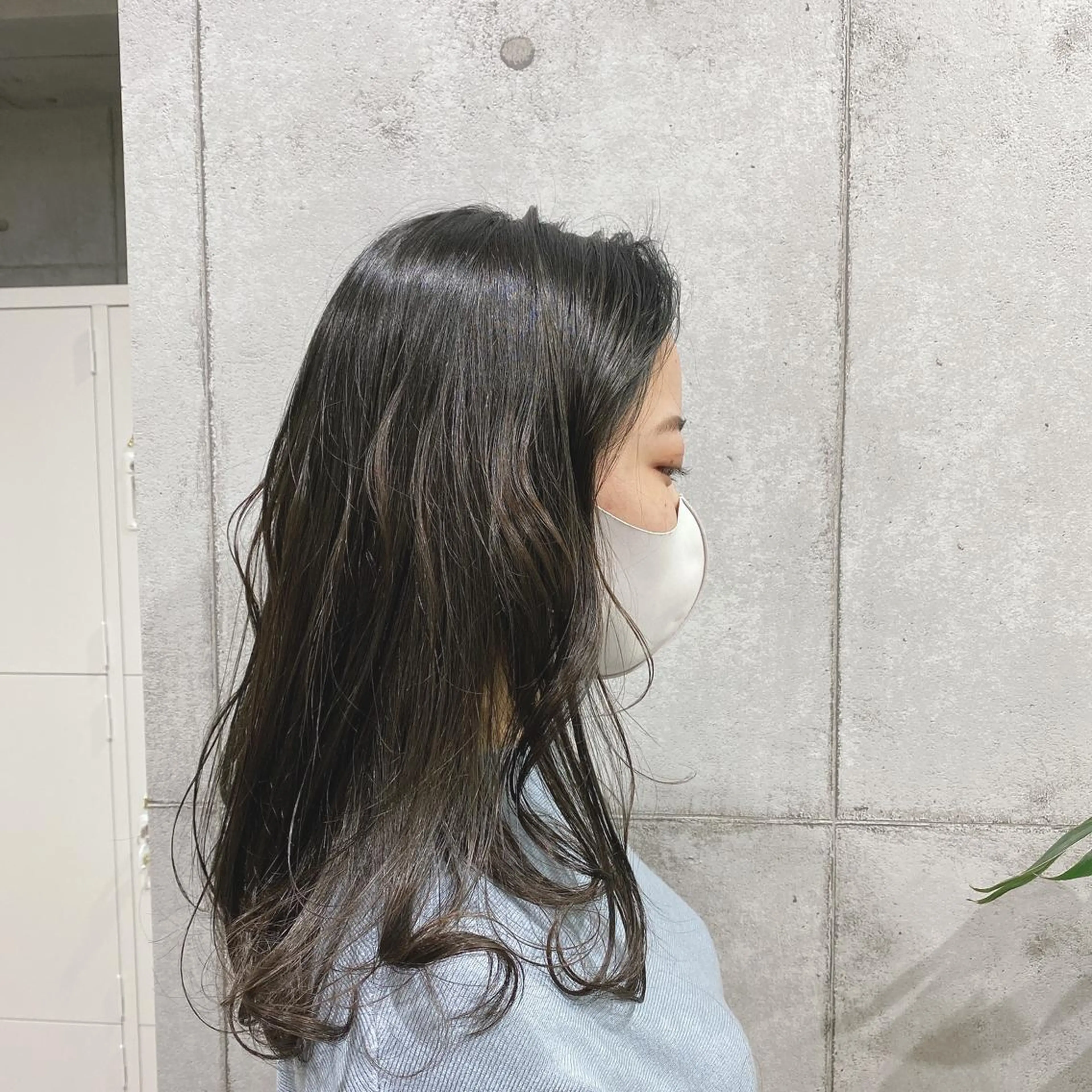 ロング カラー newi赤羽 HINATAのヘアスタイル