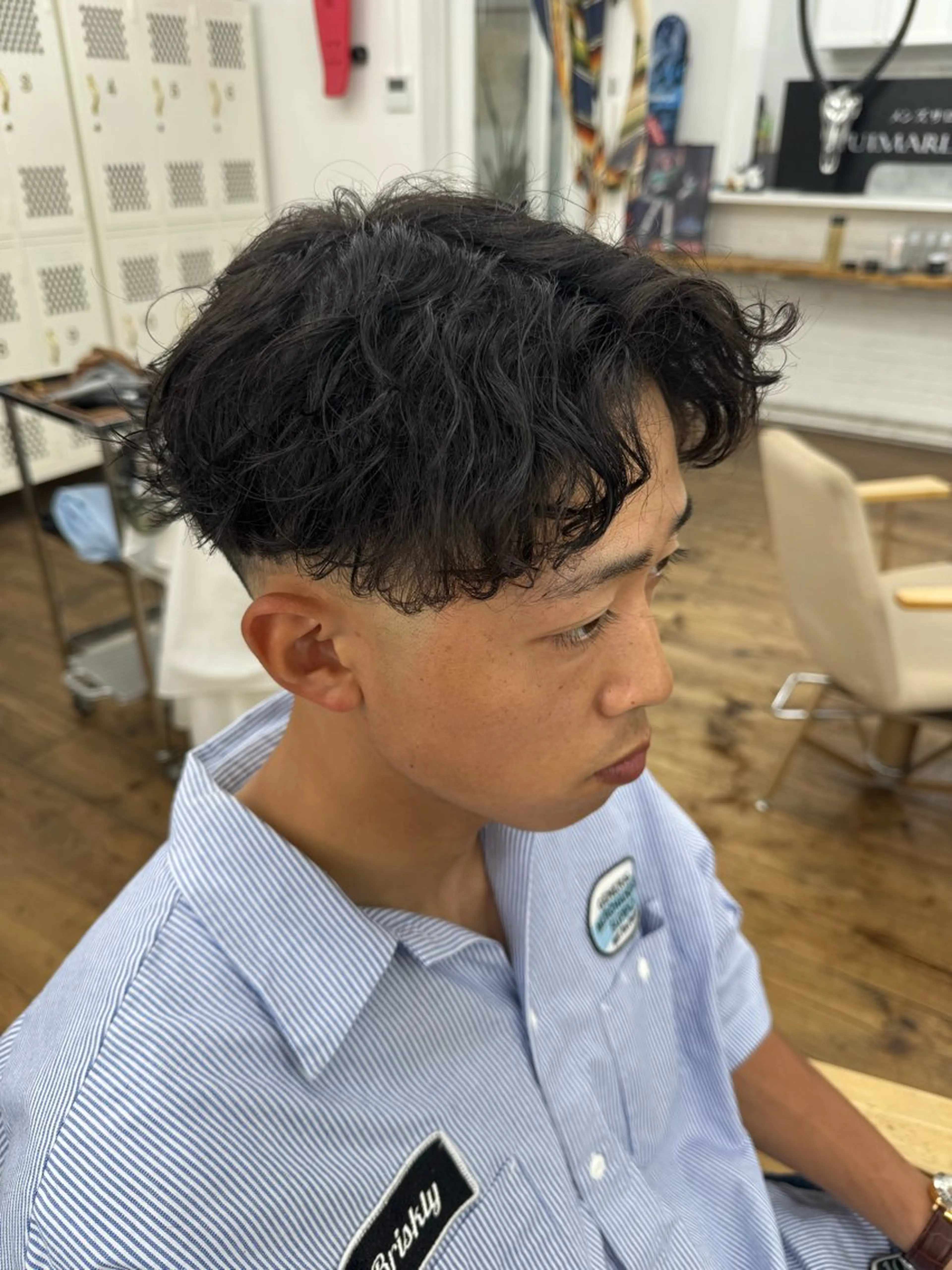ショート メンズ フェードカット くせ毛 メンズ特化サロン ユウヘイのヘアスタイル