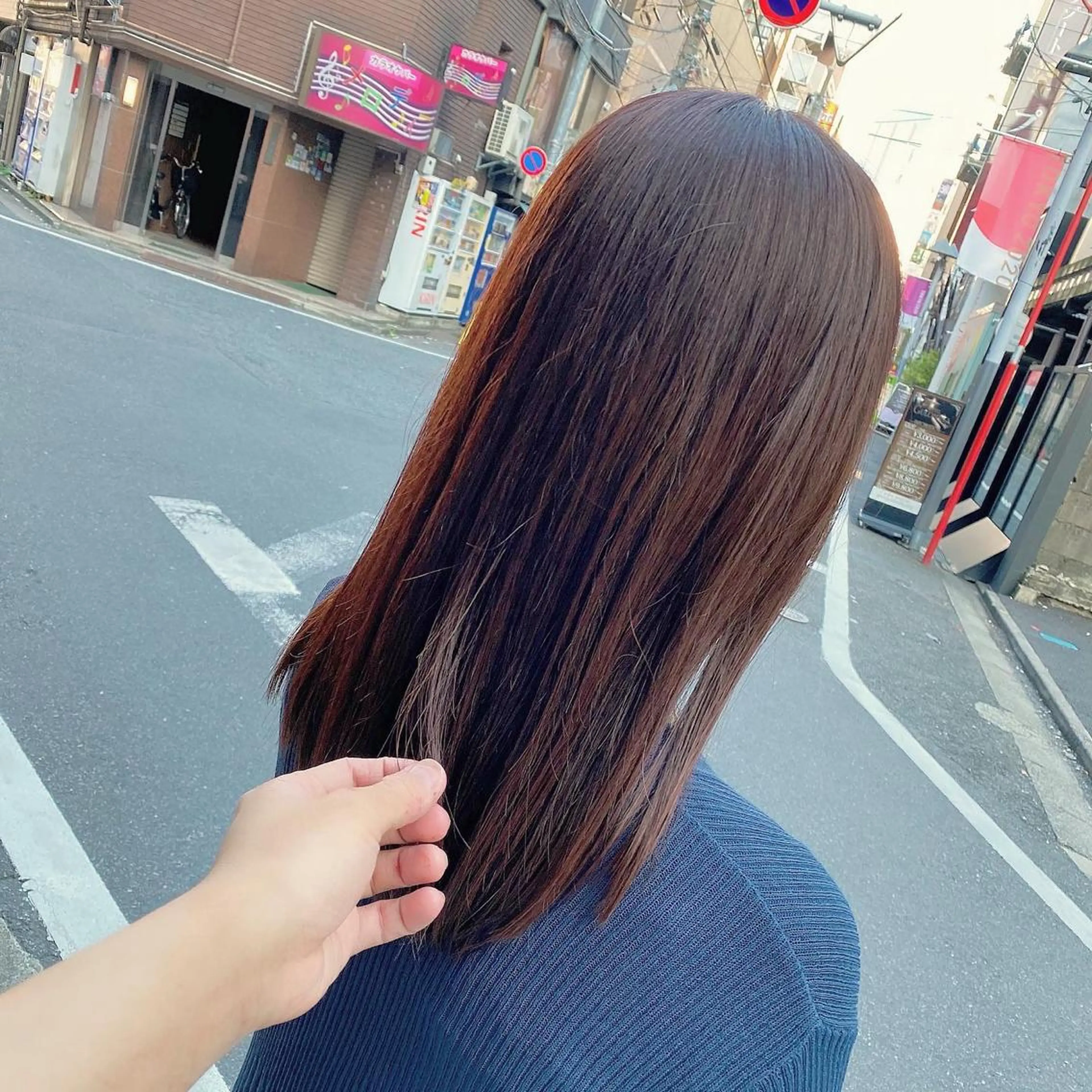 セミロング カラー ブラウンカラー レッドカラー レッドブラウン 髪質改善 髪質改善特化 安東駿介のヘアスタイル