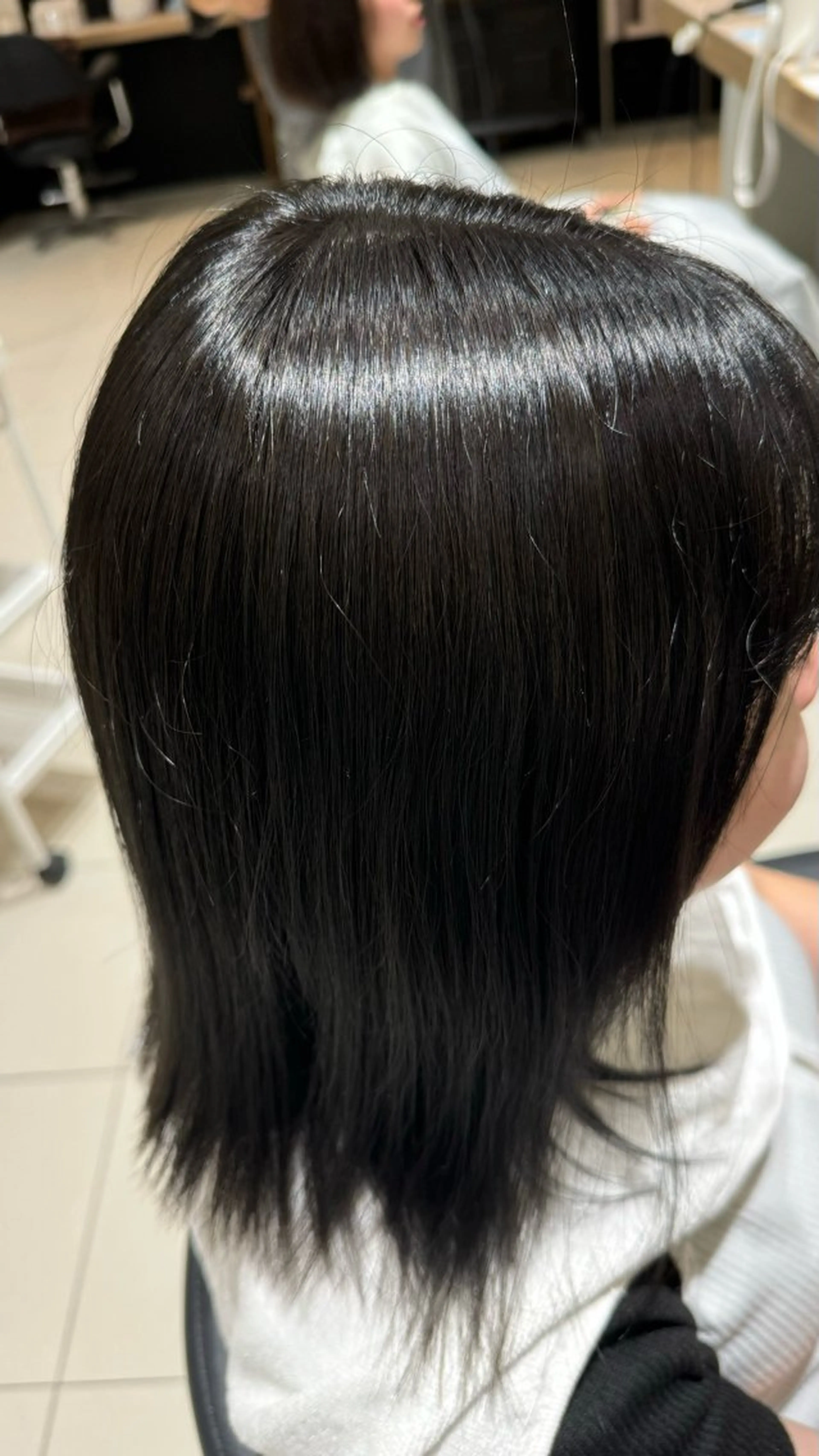 ミディアム カラー 田中 璃乃のヘアスタイル