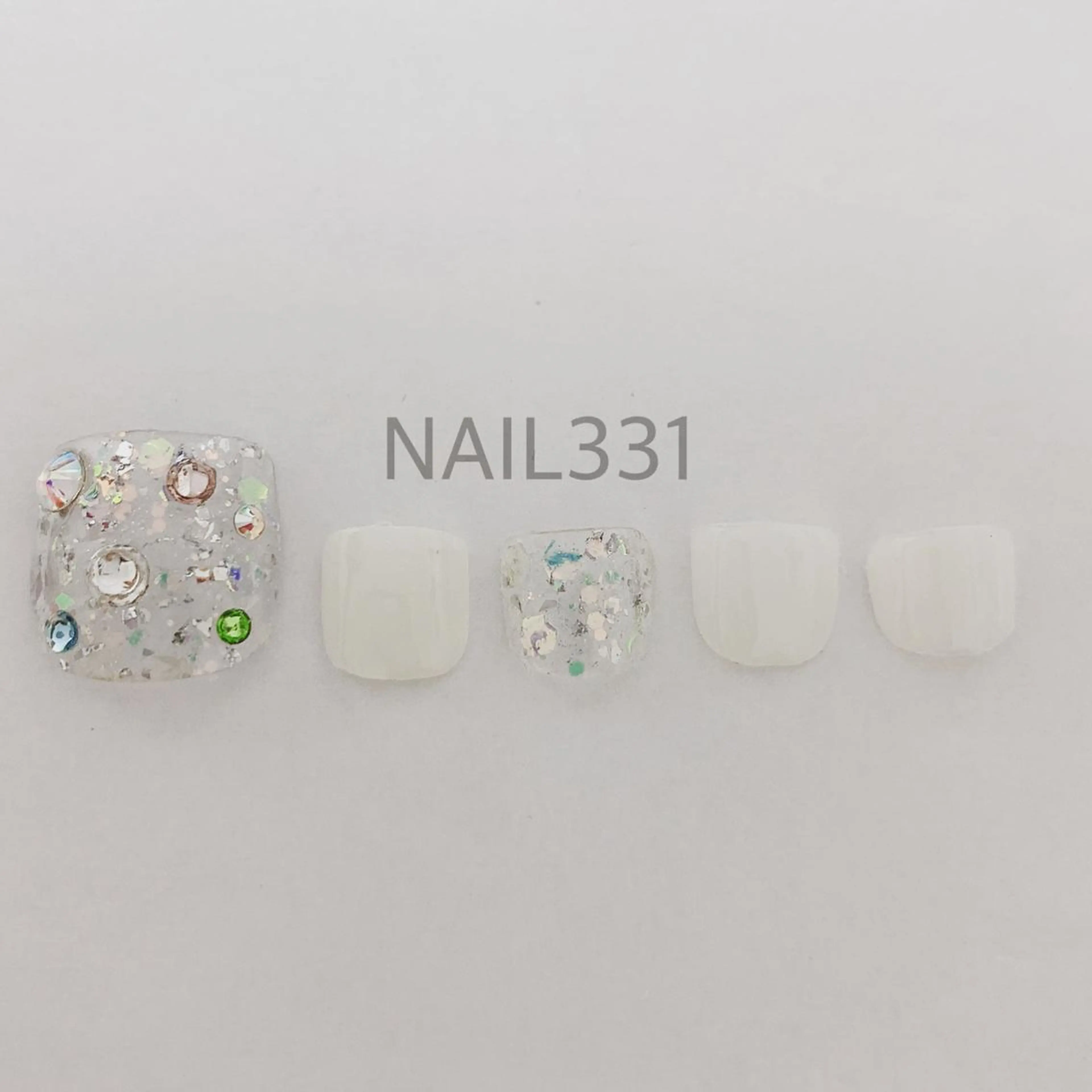 ネイル フットネイル ハンドネイル Nail 331のネイルデザイン