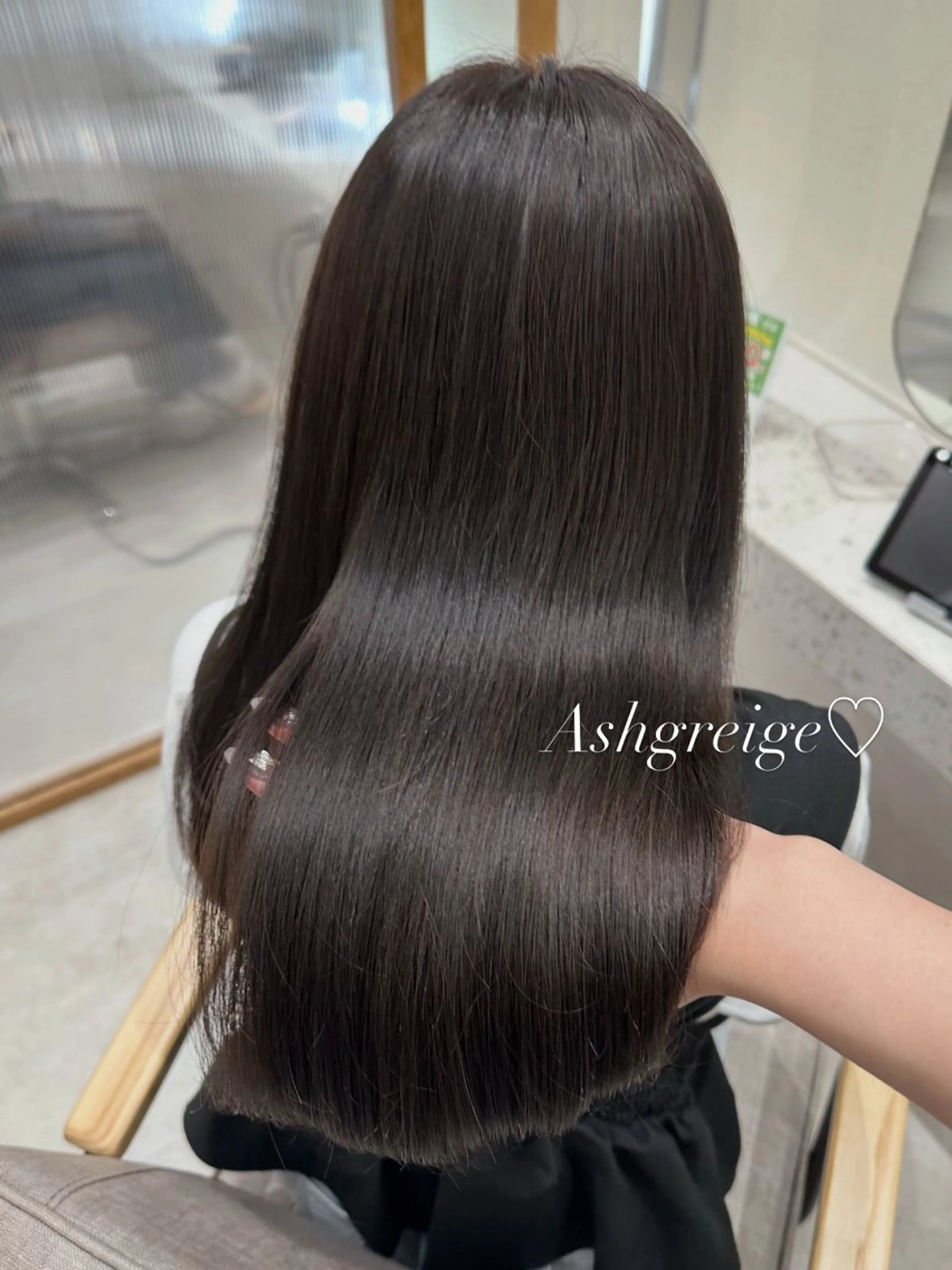 ロング カラー 🍓韓国ヘア レイヤ ーカット🍓笠原 葵のヘアスタイル