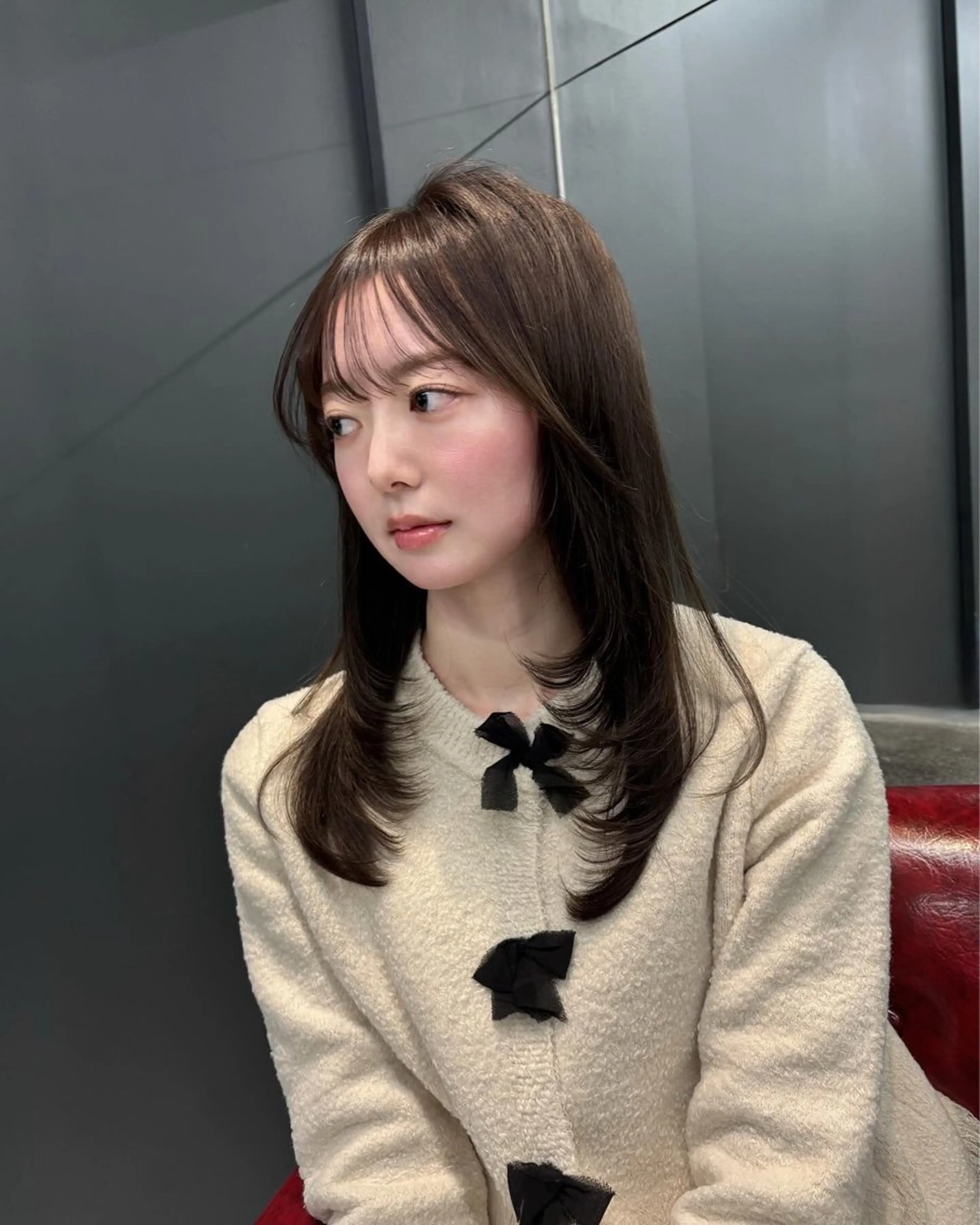 セミロング レイヤーカット カット ヘアカラー トリートメント 細井 友貴のヘアスタイル