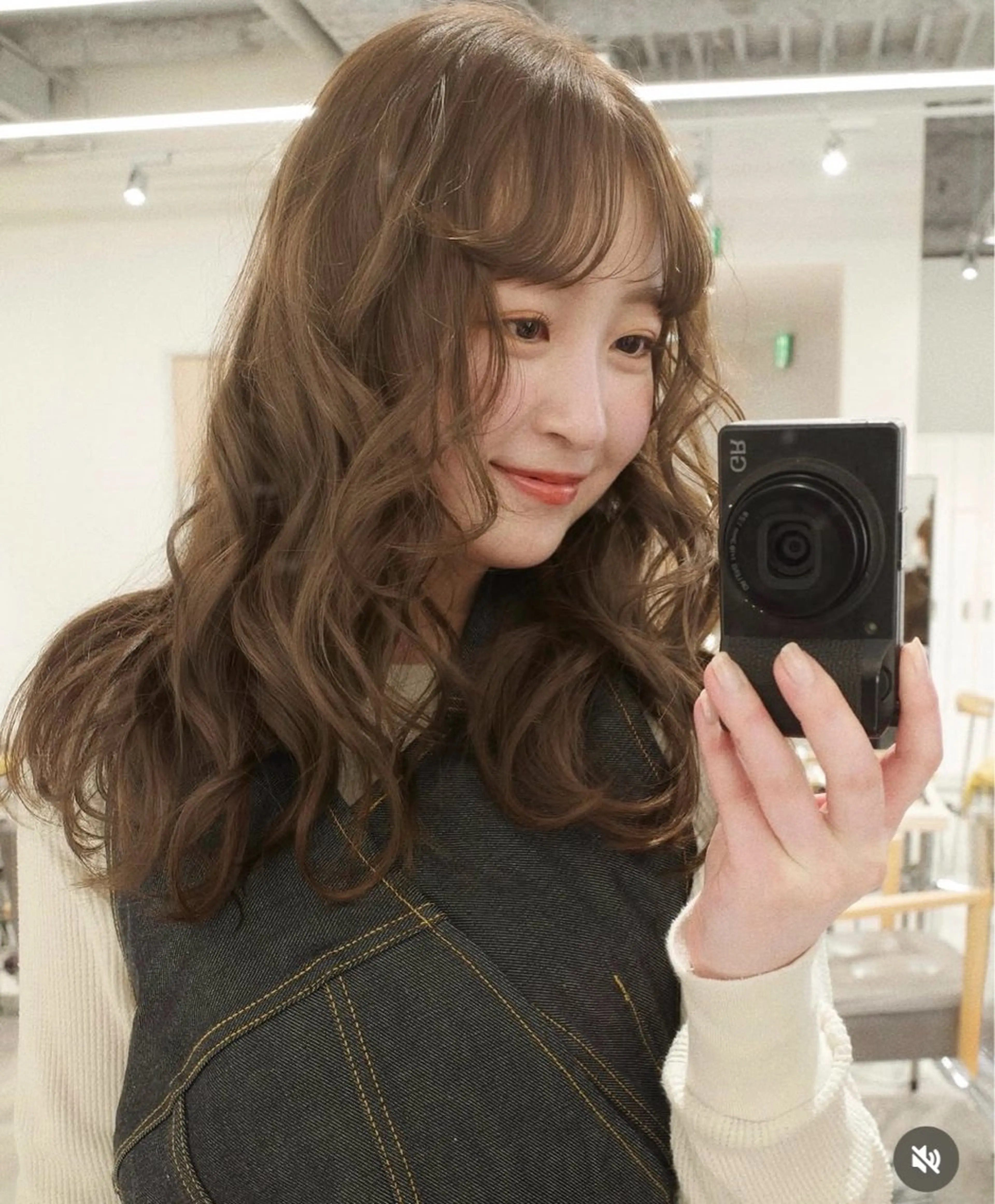 ロング カラー パーマ Un ami omotesando所属・渡邊 百咲のヘアスタイル