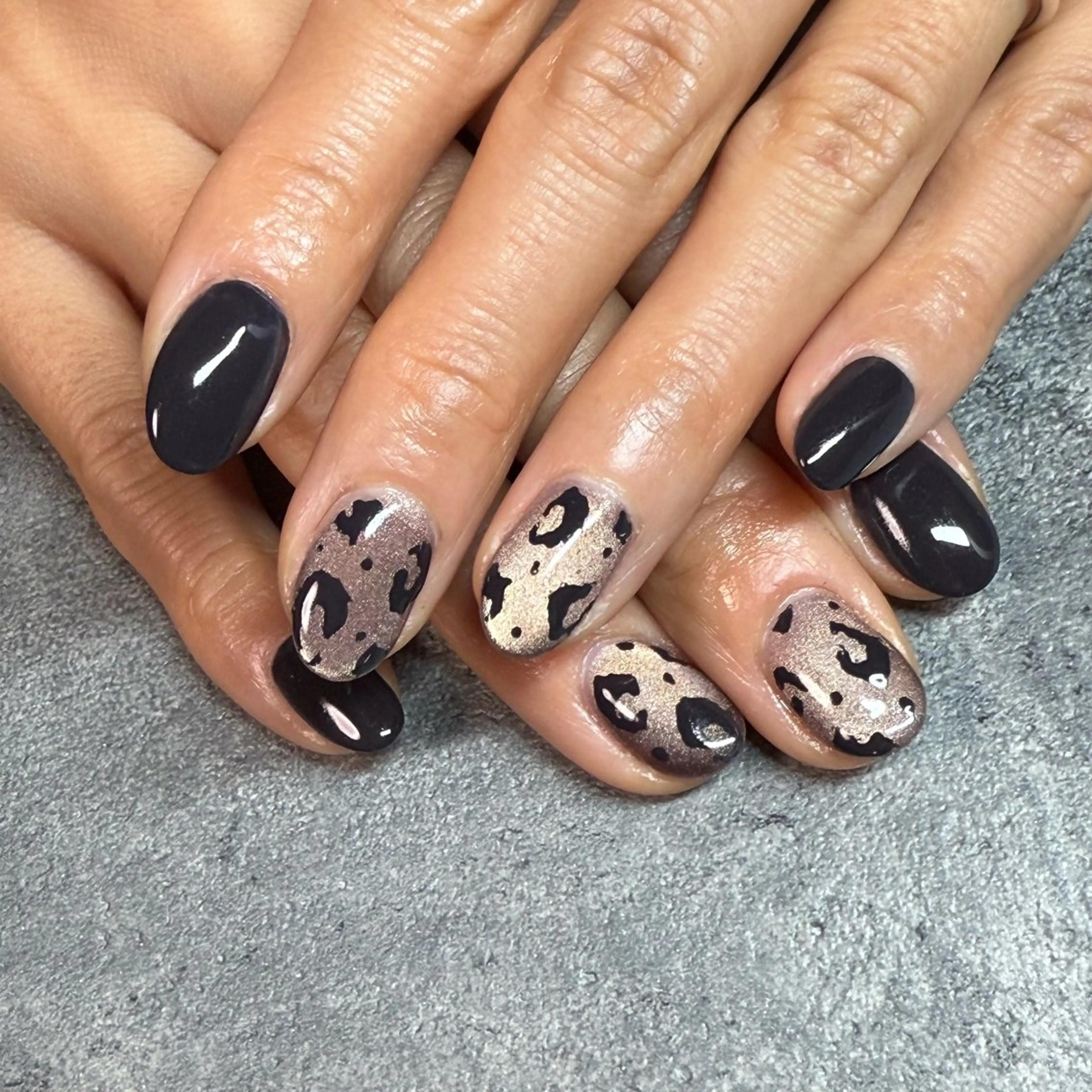 ショート C&C シーアンドシーのネイルデザイン