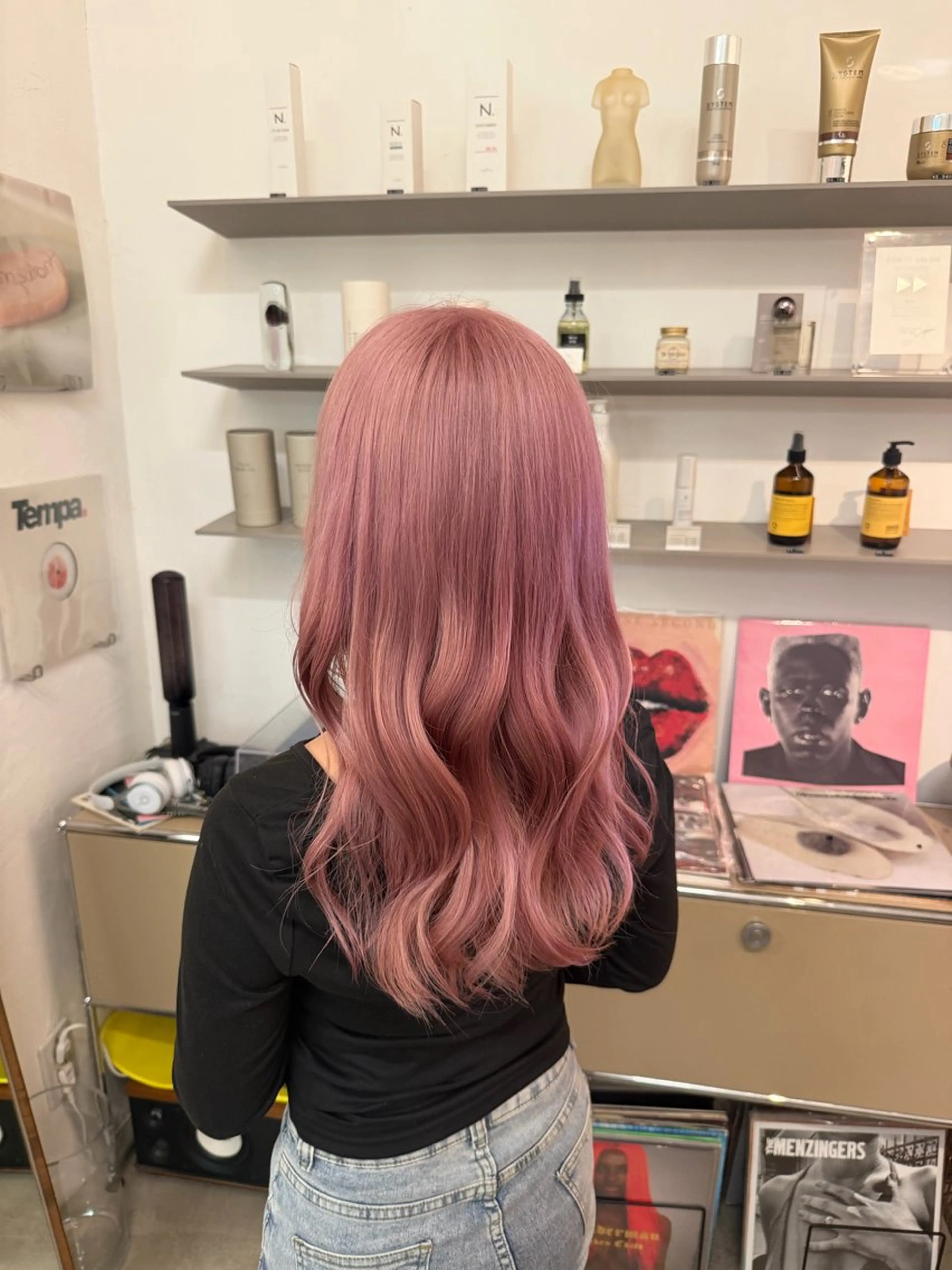 セミロング カラー ミストバング ブリーチ  フェイスフレーミング ピンクカラー ヘアカラー Tsukasa/ ハイトーン/寒色のヘアスタイル
