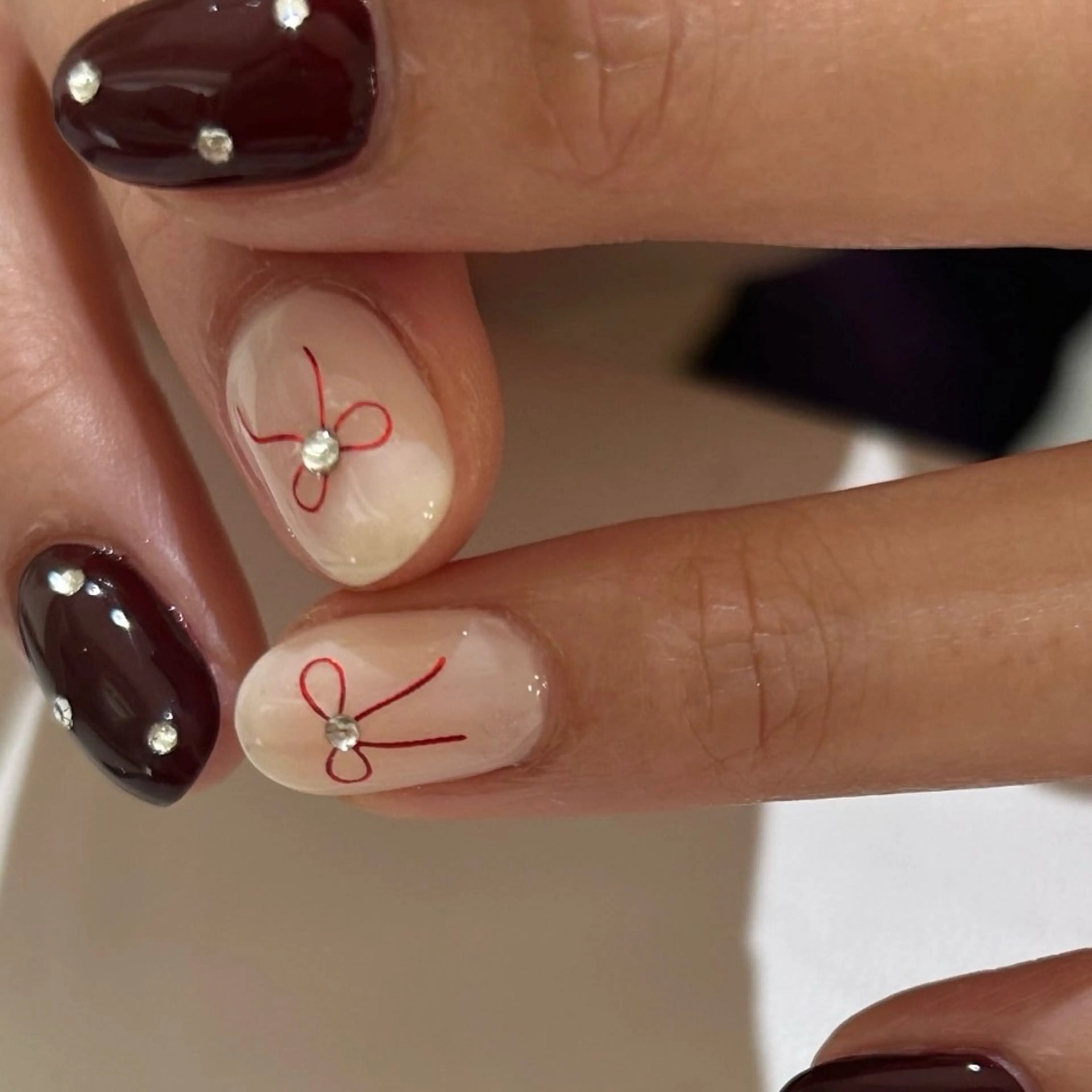 ネイル 持ち込み ハンドネイル io.Nail 谷町九丁目のネイルデザイン