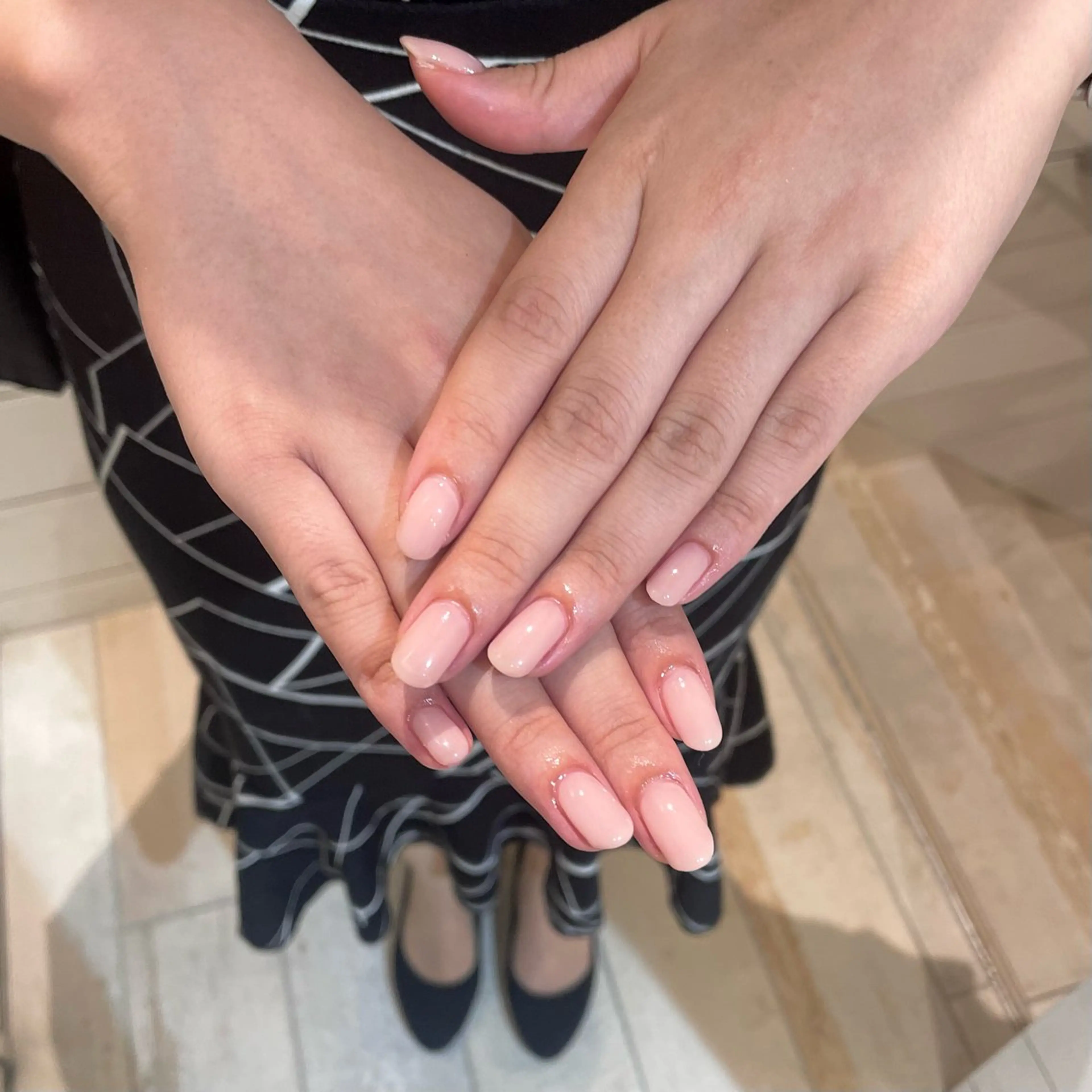 ネイル オフィスネイル ワンカラーネイル ハンドネイル Tsuki🌙/渋谷 /パラジェルのネイルデザイン