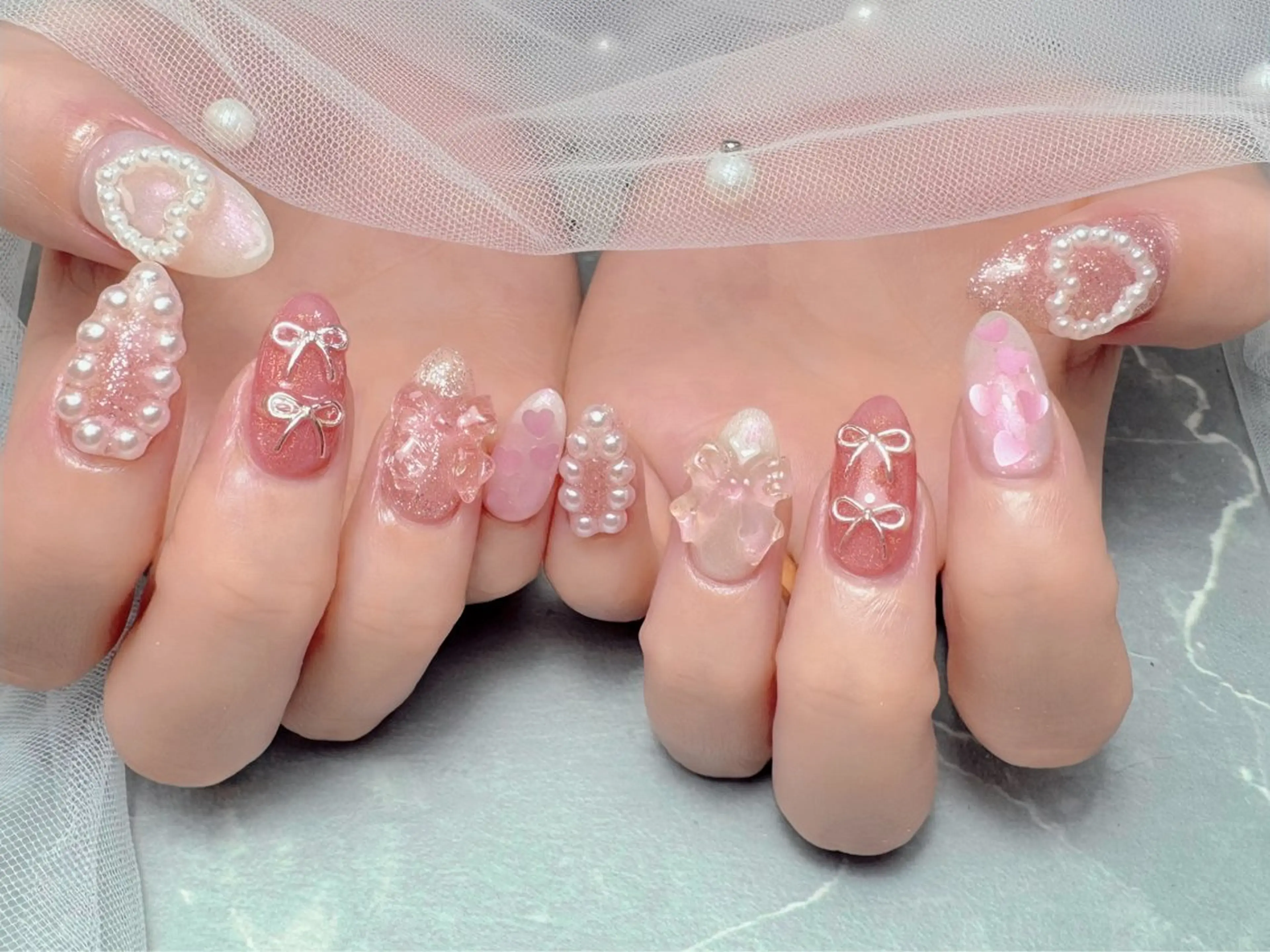 ネイル ハンドネイル マジック ミラーのネイルデザイン