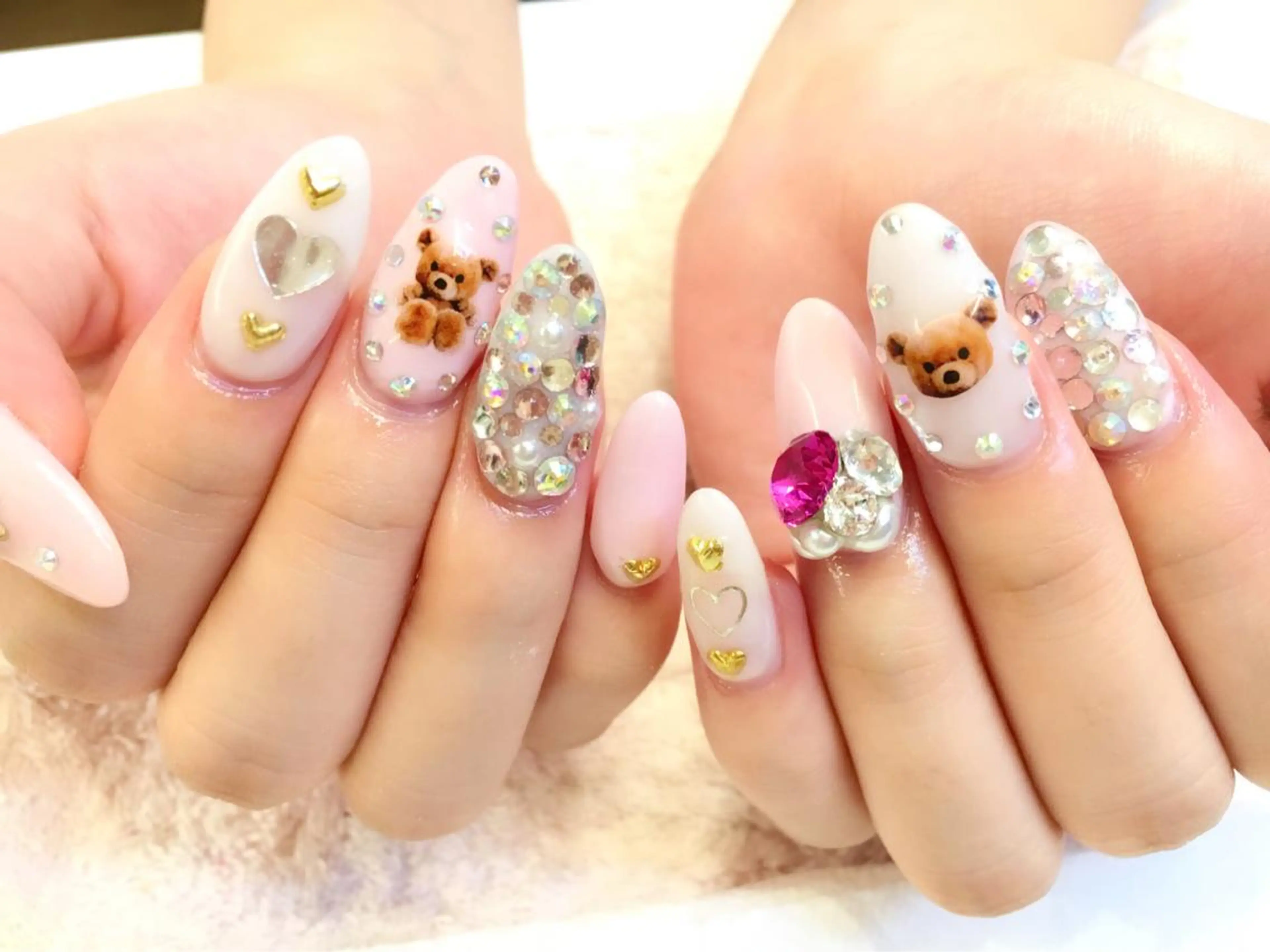 ネイル フットネイル ジェルネイル ミラーネイル パラジェル 春ネイル clover nailのネイルデザイン