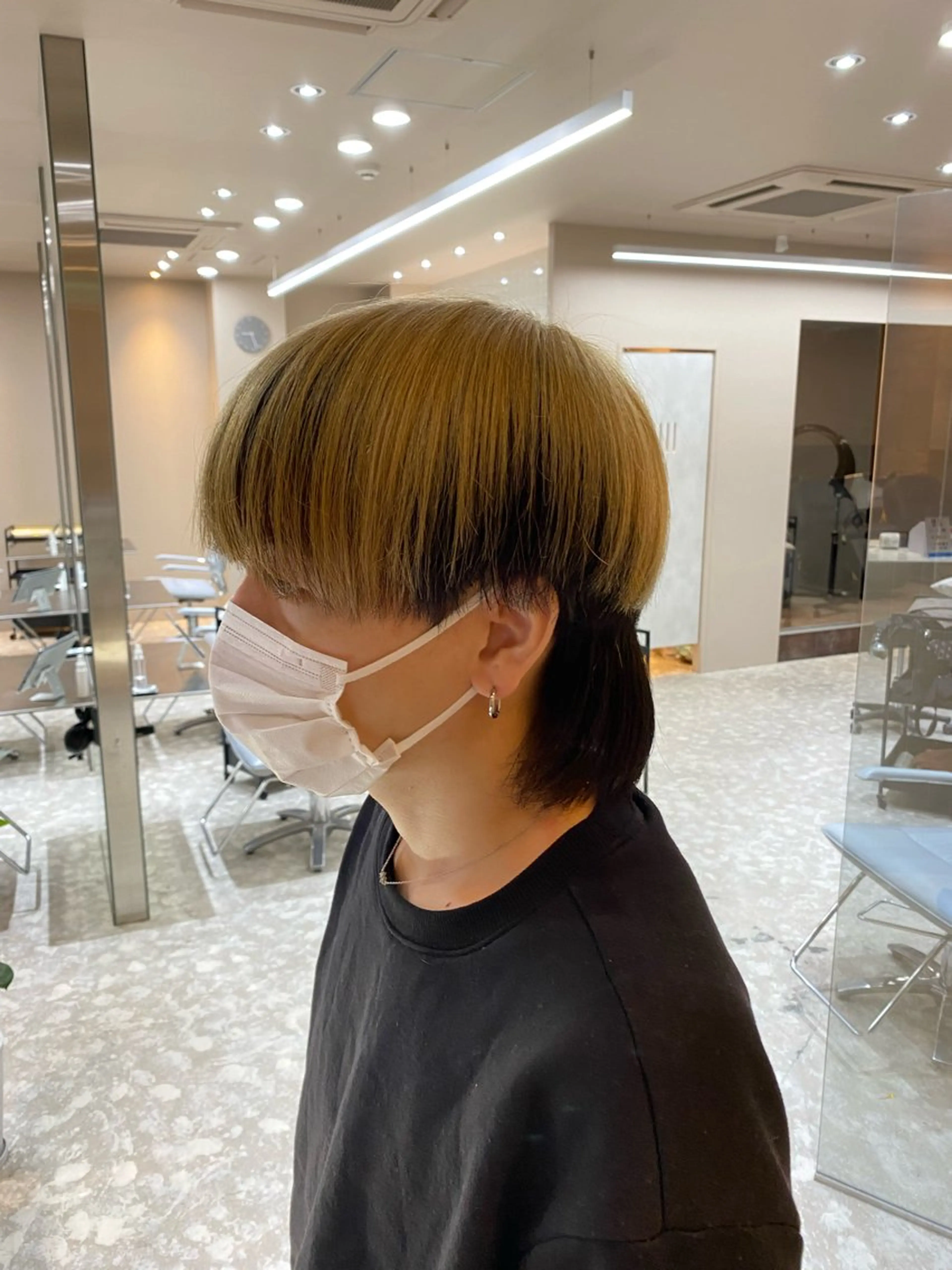 カラー メンズ アップバング マッシュ メンズパーマ メンズツイストパーマ 刈り上げ 梅田中崎町メンズ 美容師ユースケのヘアスタイル