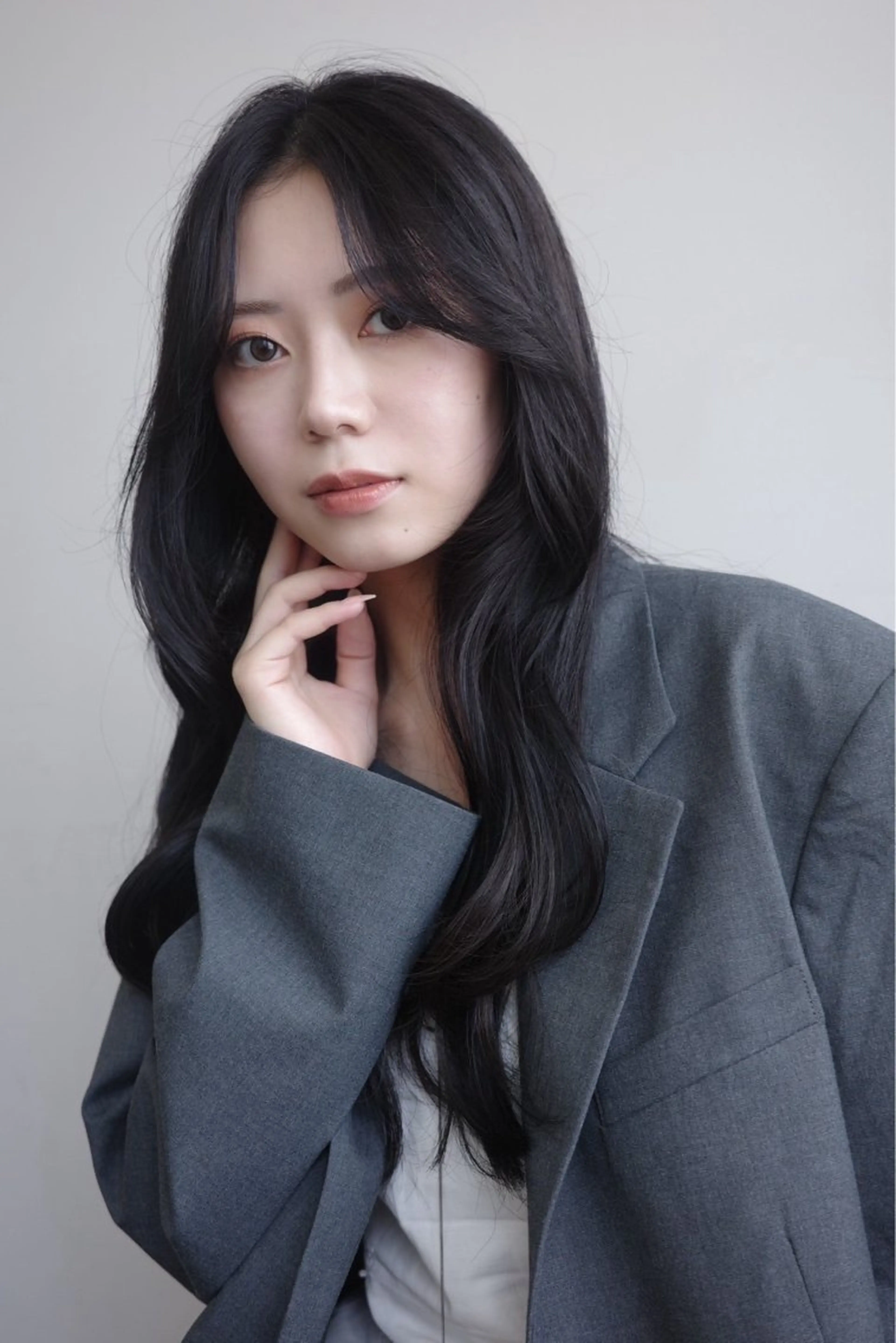 ロング SHINDO MIYUのヘアスタイル