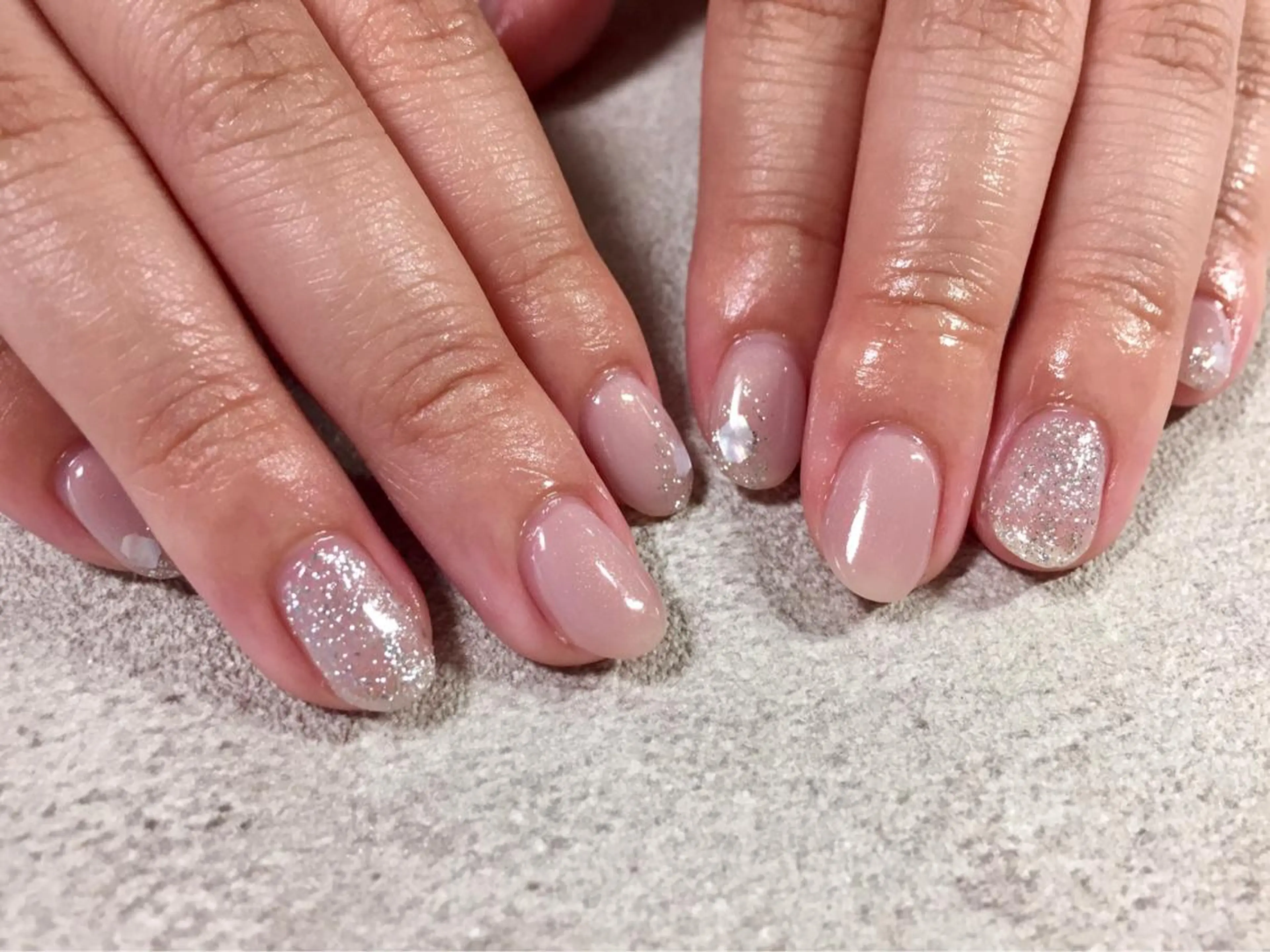 ネイル mogunail &blowのネイルデザイン