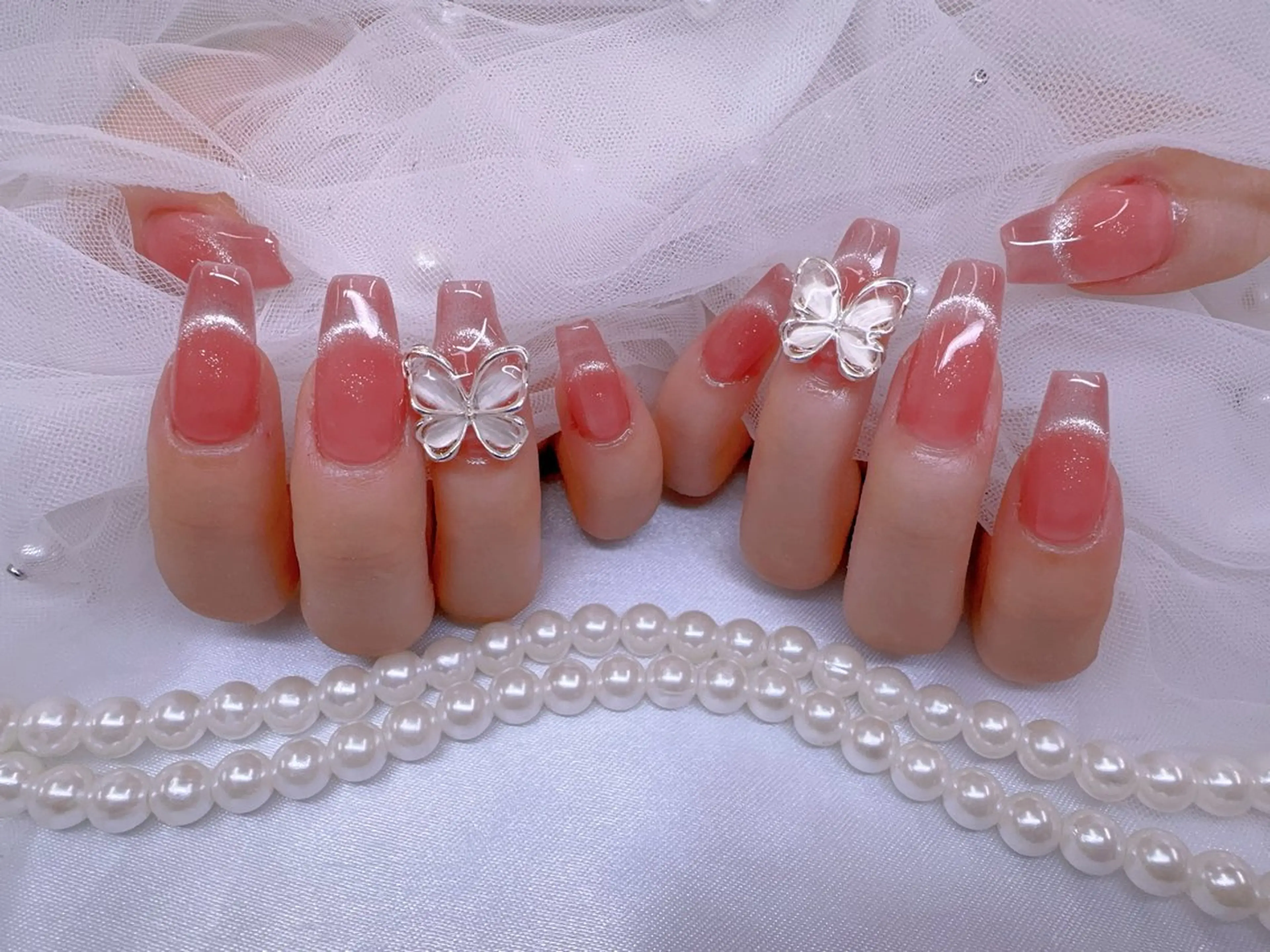 ネイル UMI ネイルサロン新宿🎀のネイルデザイン