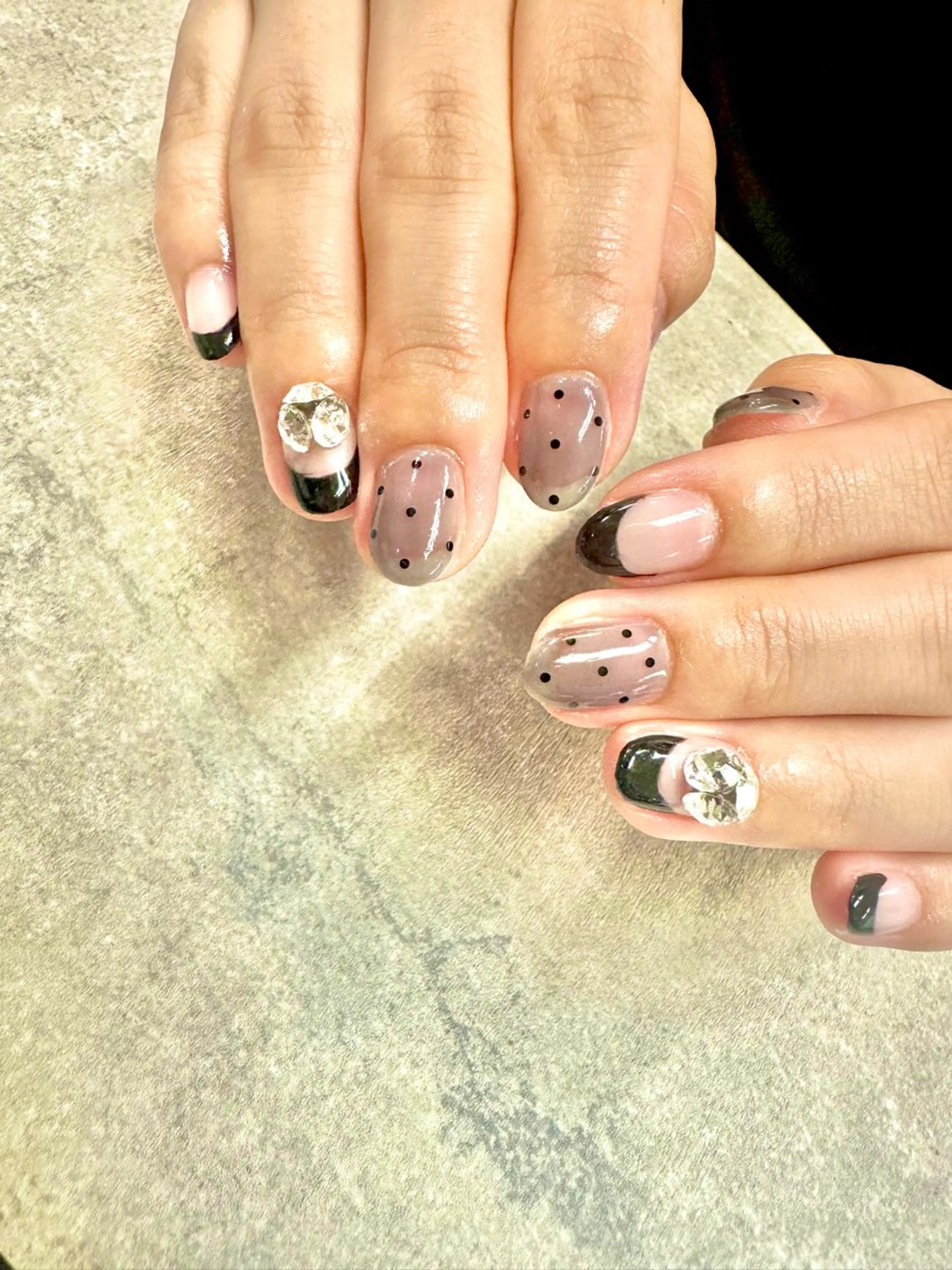 ネイル ドット フレンチネイル ストーンネイル ハンドネイル .N YUKIのネイルデザイン