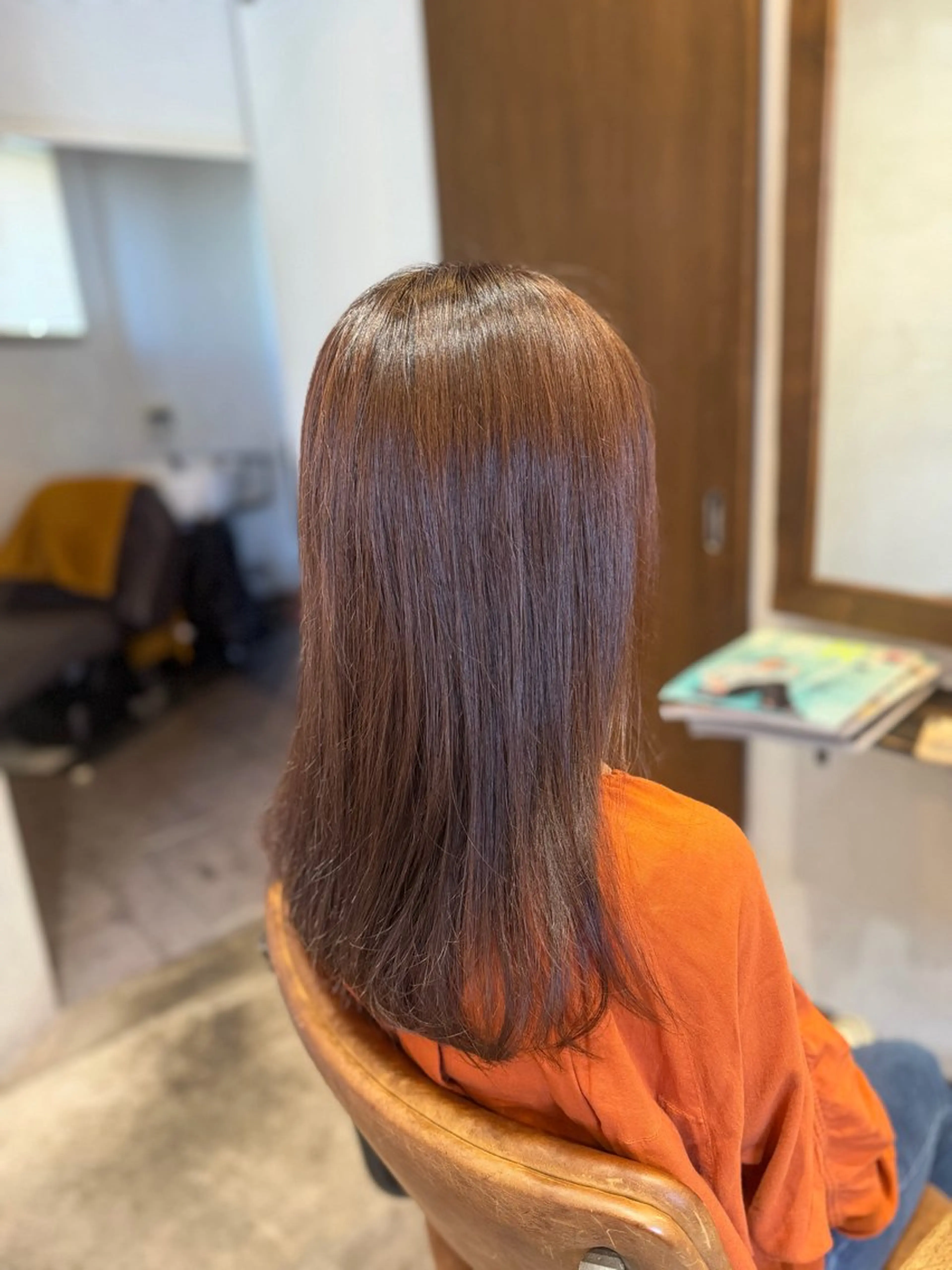 ロング カット ヘアカラー トリートメント YUKI .のヘアスタイル