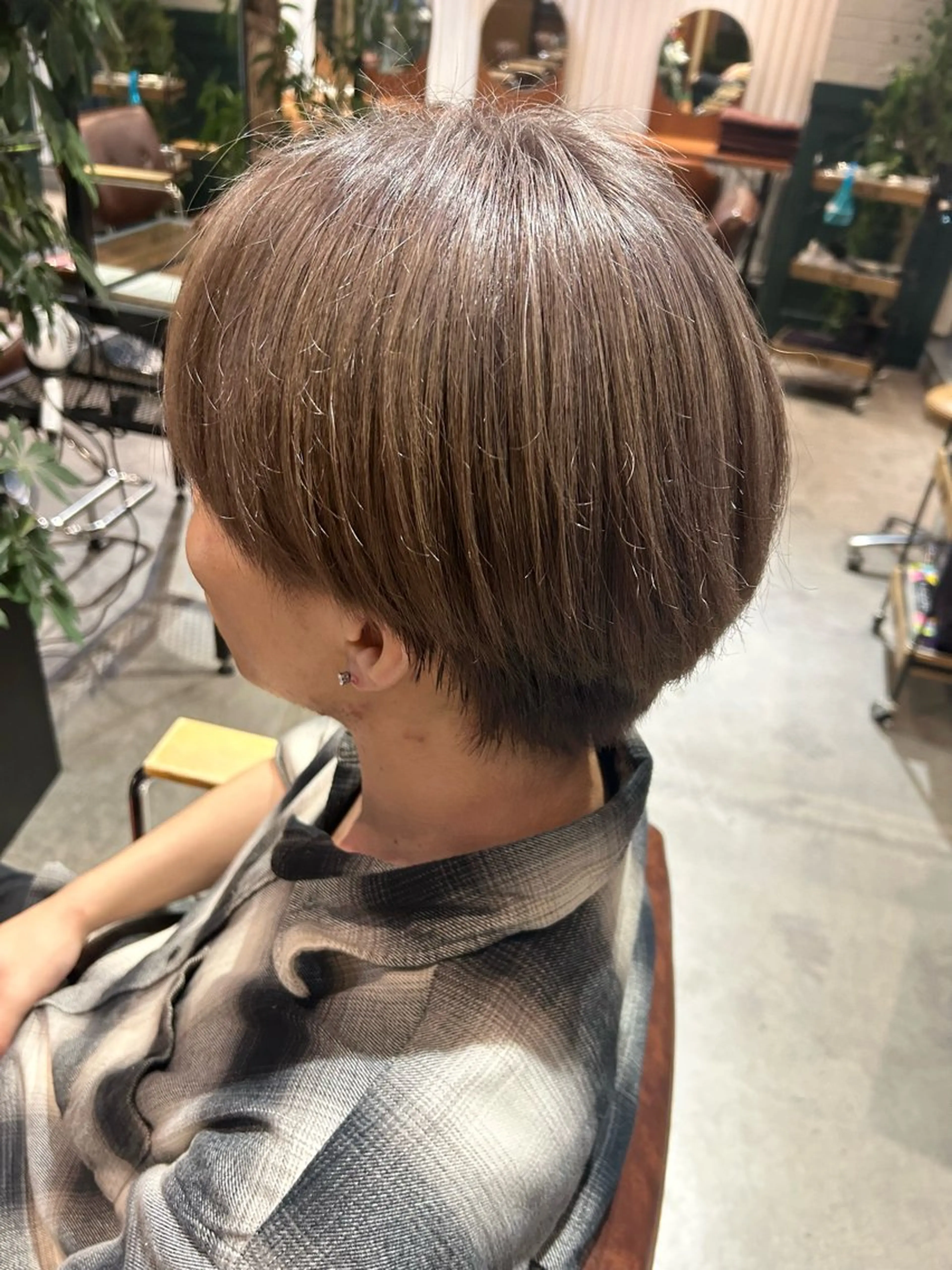 ショート カラー メンズ 𝐒𝐇𝐔𝐑𝐈 🦋艶カラー🦋のヘアスタイル