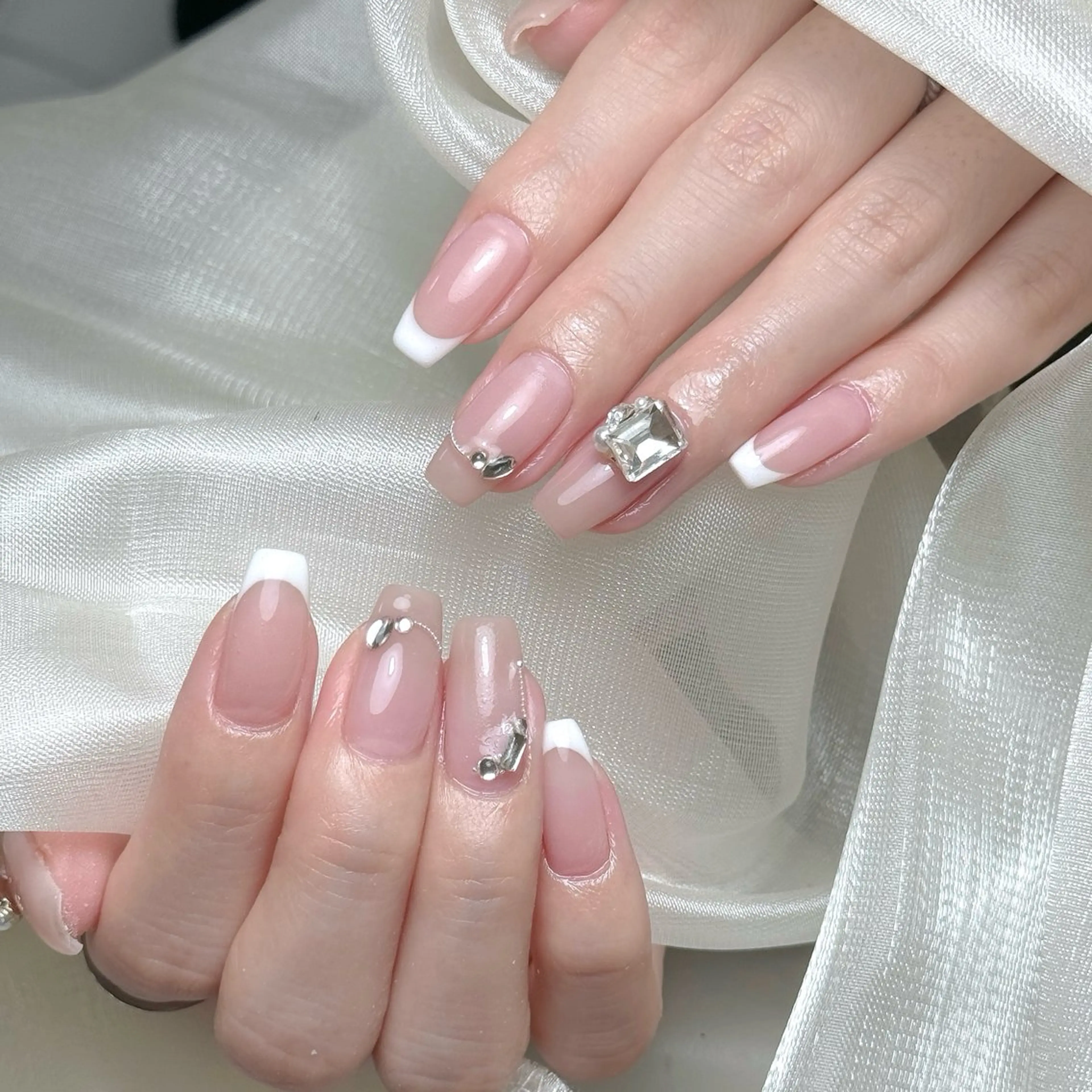 ネイル Maggie Nail🦩のネイルデザイン