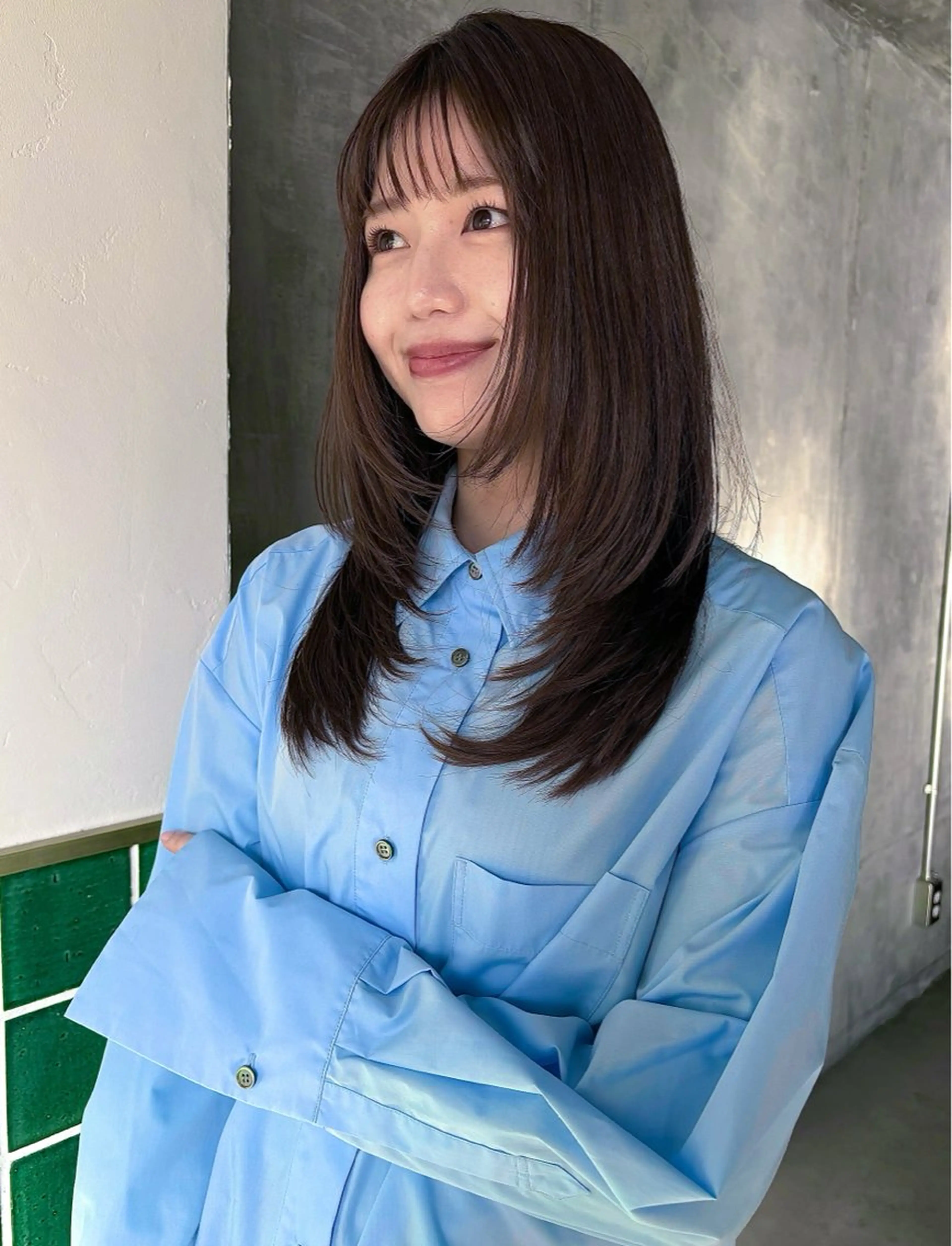 ミディアム mei   【6/5 ゴブンノロク】のヘアスタイル