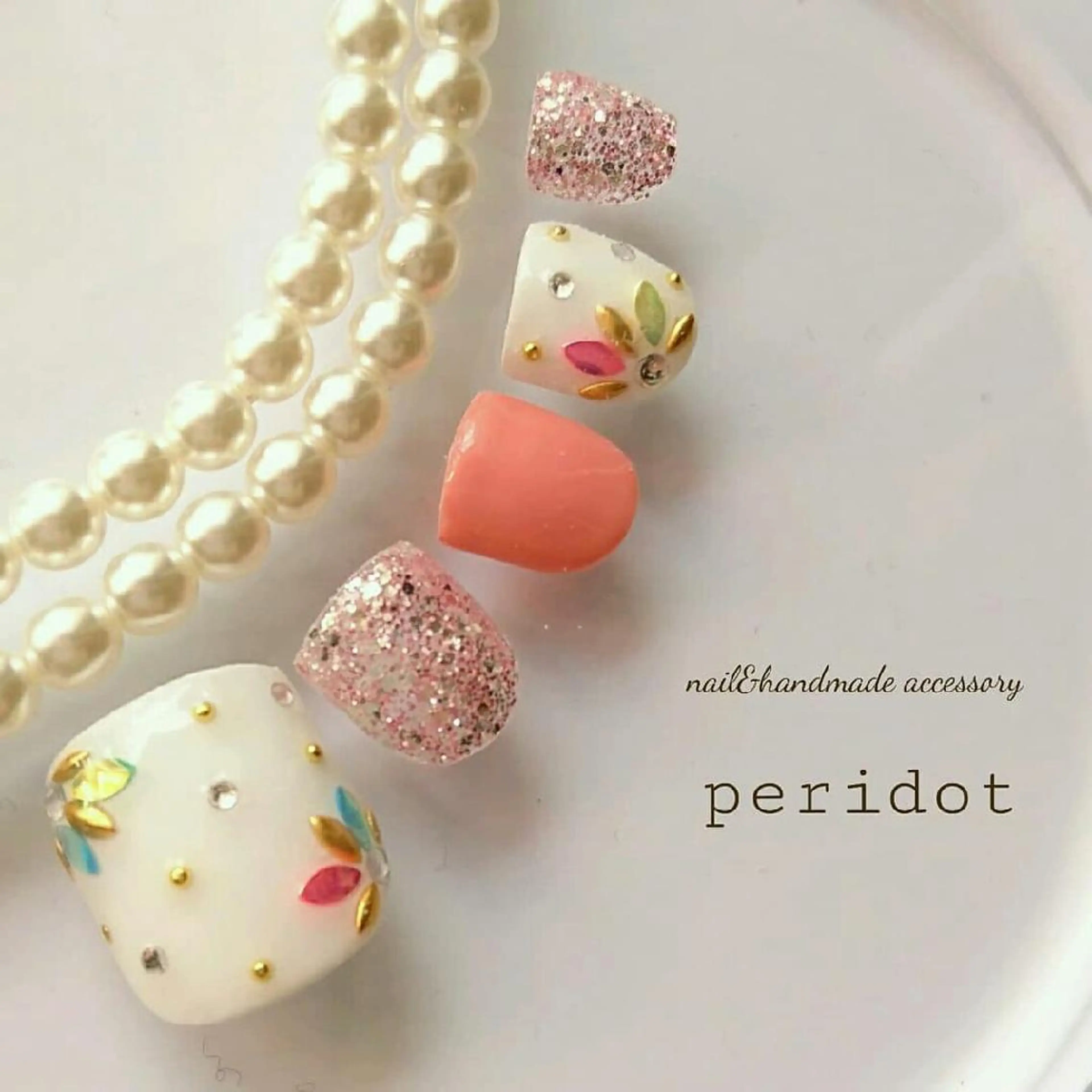 【オフ無】持ち込みデザインフットジェルの写真