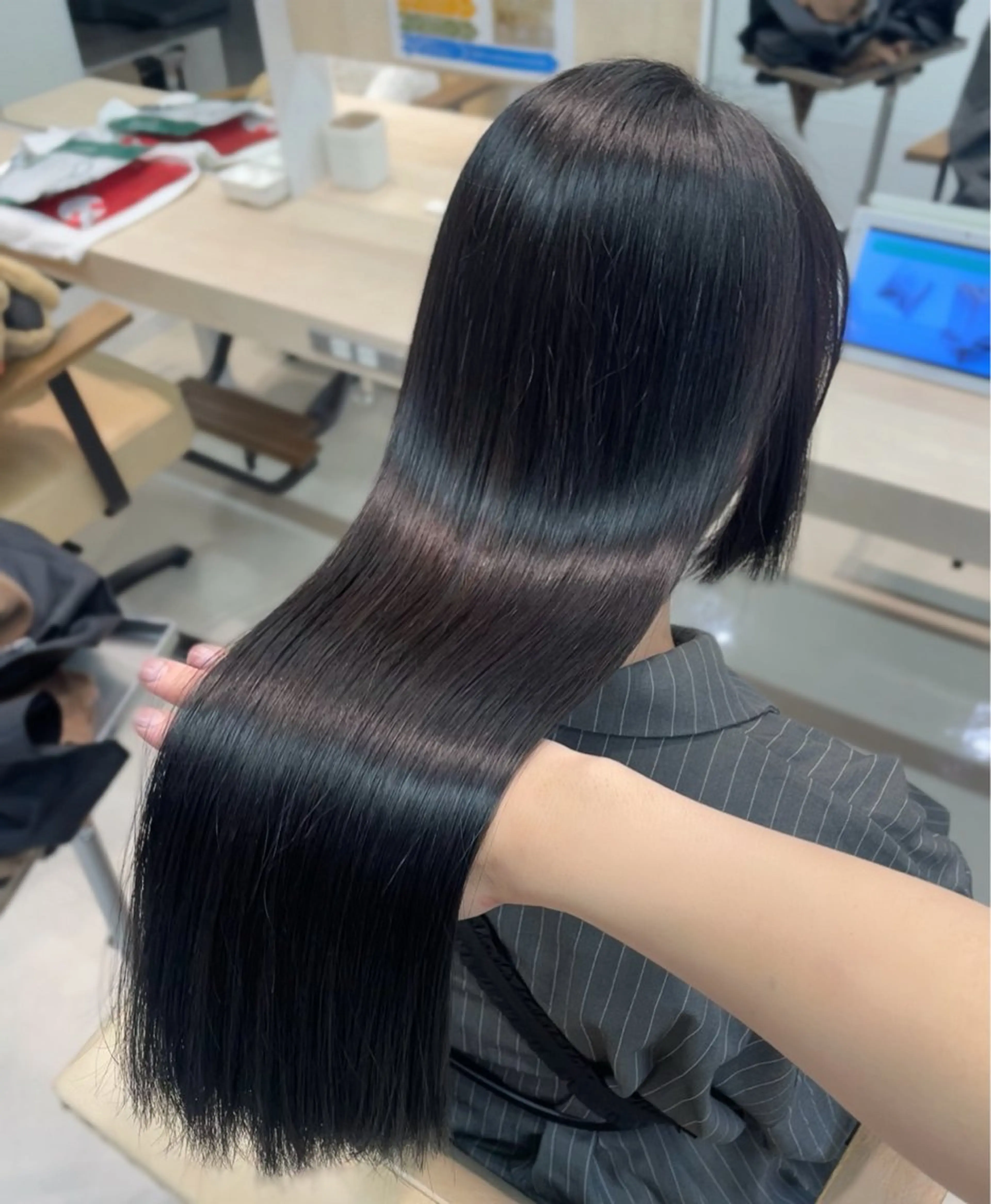 ロング かずや🍀/髪質改善 /艶髪カラー/眉毛のヘアスタイル