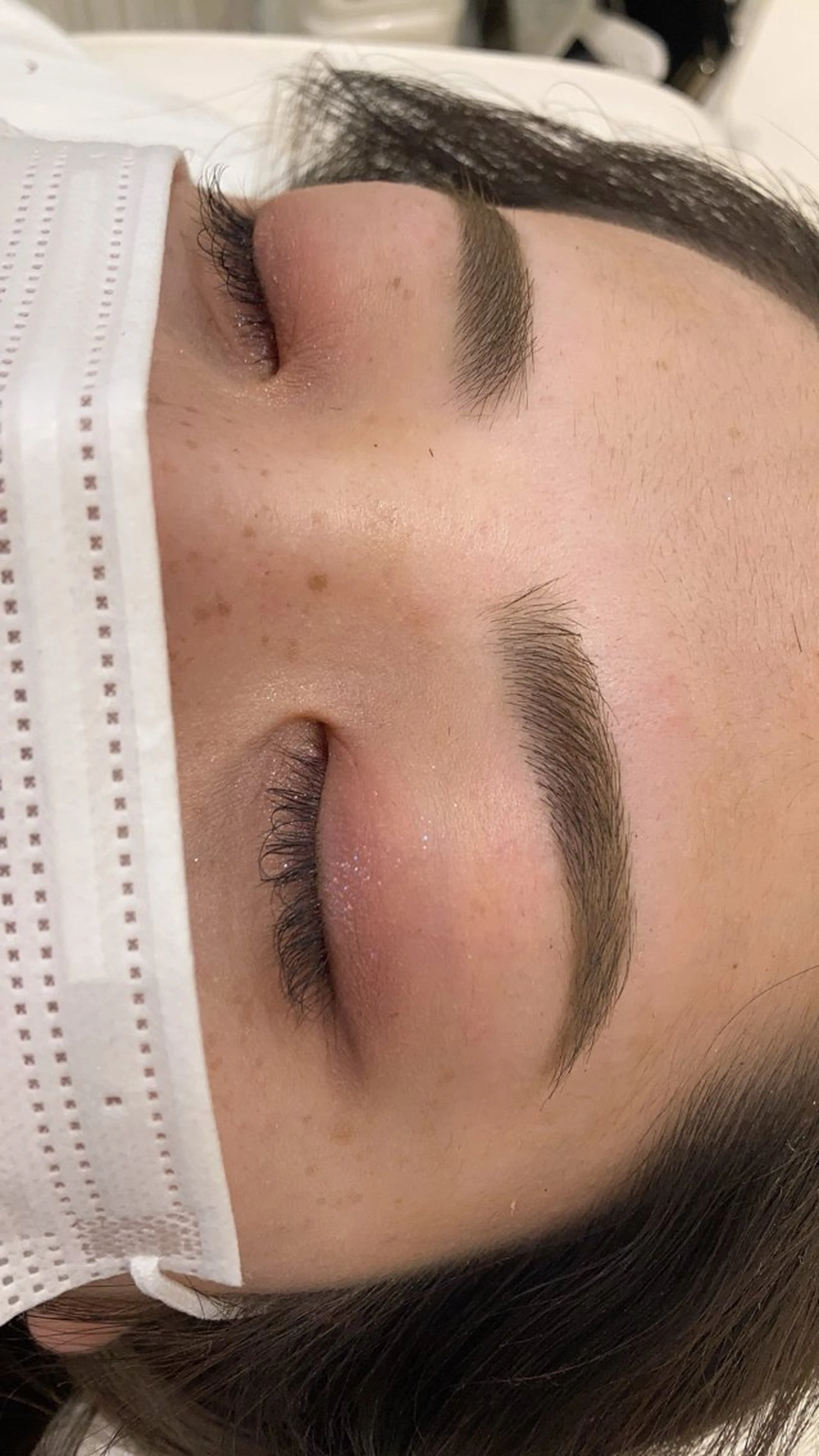 アイブロウスタイリングの写真